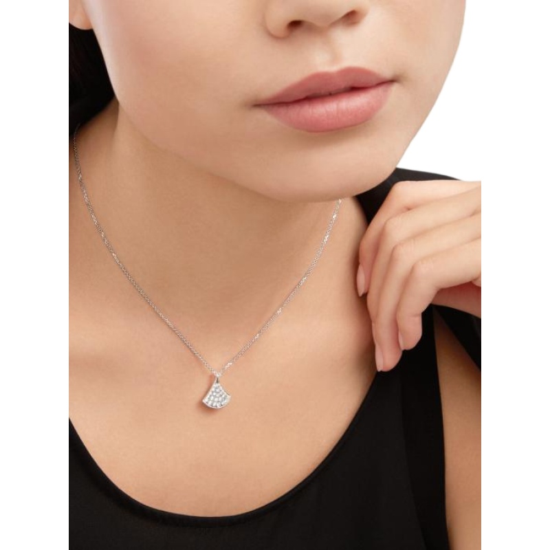 DIVAS’ DREAM Necklace