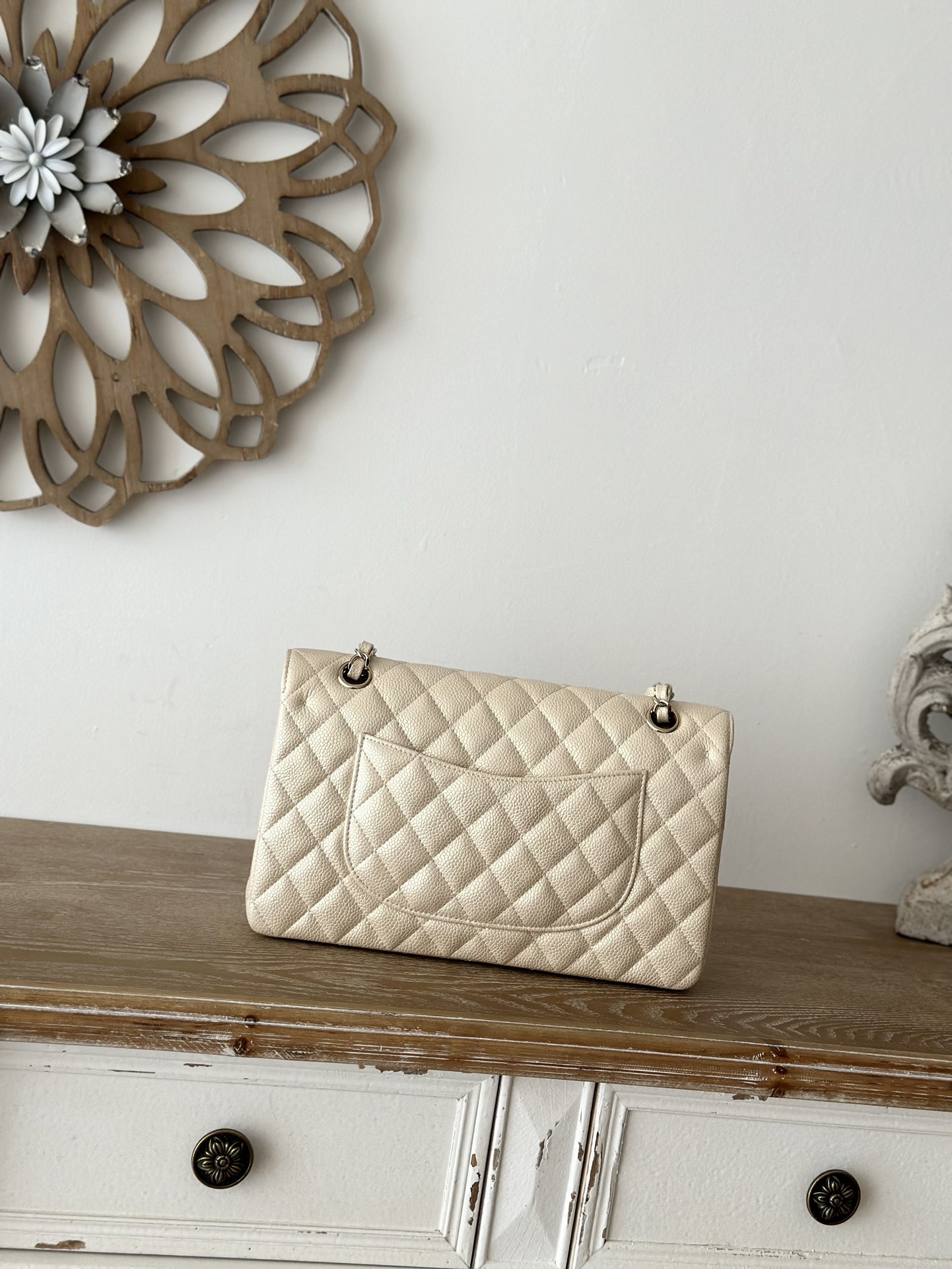 Classic Flap Medium Bag in Beige Caviar Leather with Light Gold Hardware (Model A01112) - Mocuir