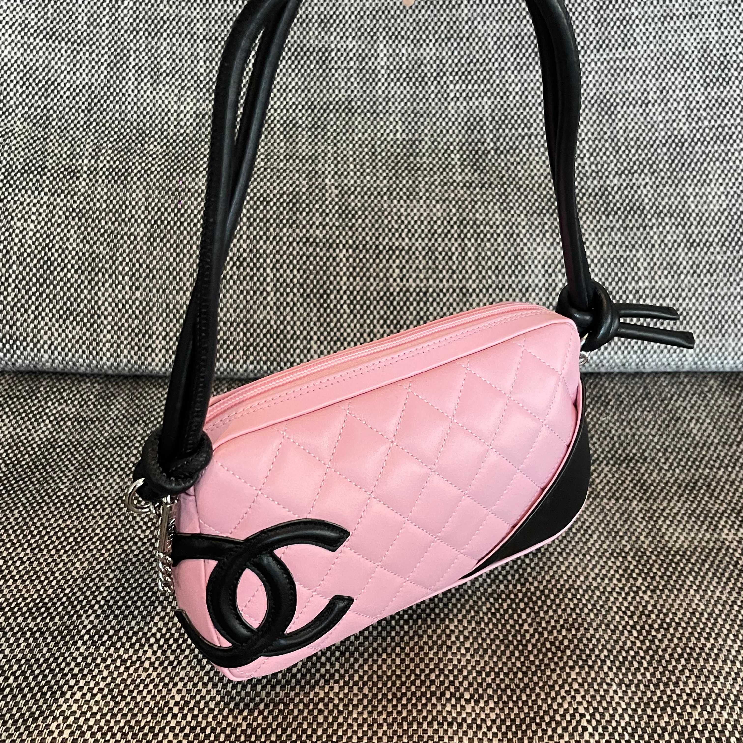 Vintage Cambon Quilted Lambskin Camera Bag in Pink & Black - Mocuir
