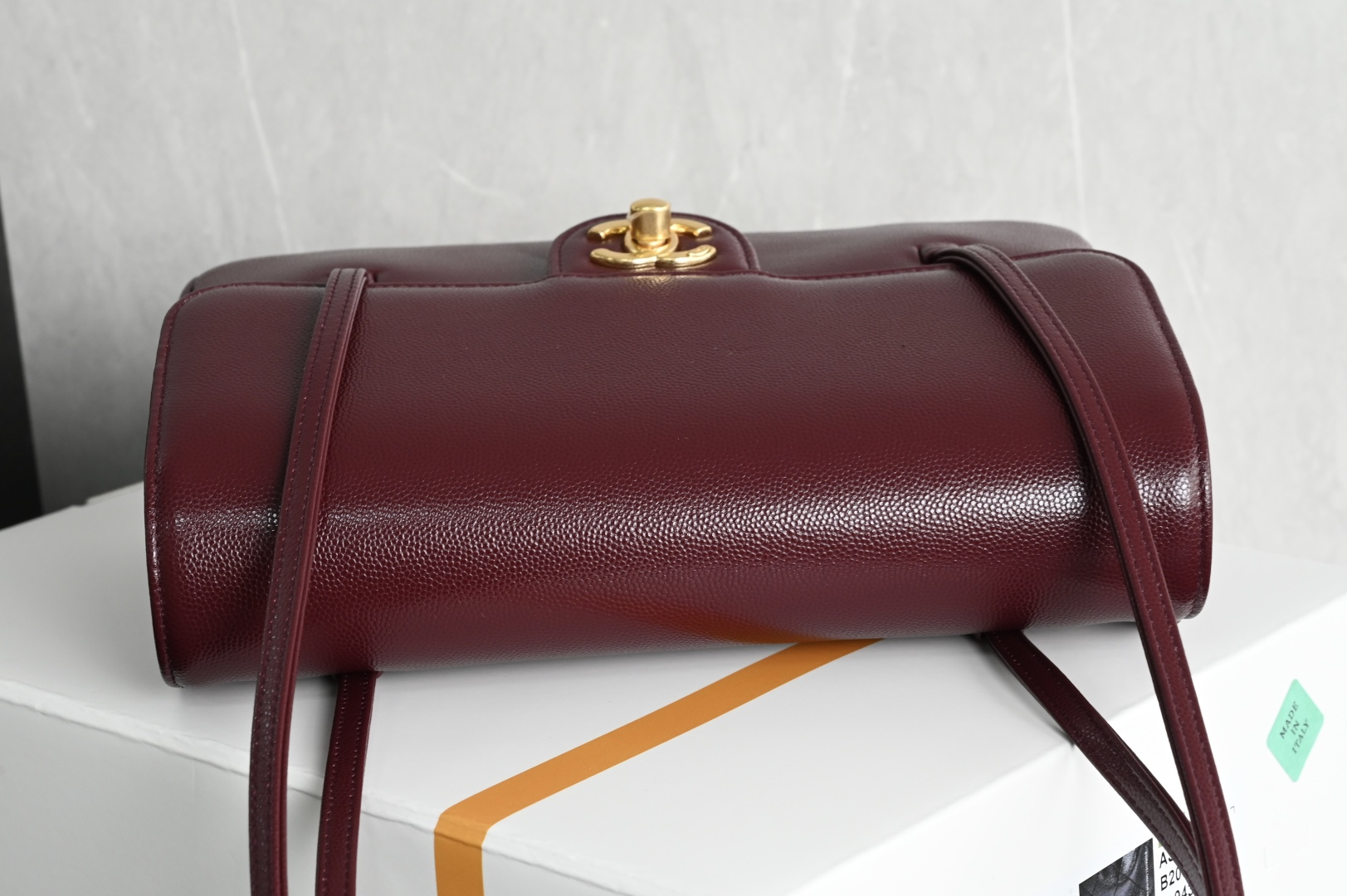 26P Preppy Coco Large Flap Bag in Burgundy Grained Shiny Calfskin with Gold-Tone Hardware - Mocuir