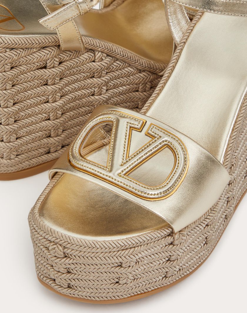 VLOGO CUT-OUT WEDGE SANDAL IN LAMINATED NAPPA LEATHER 110MM