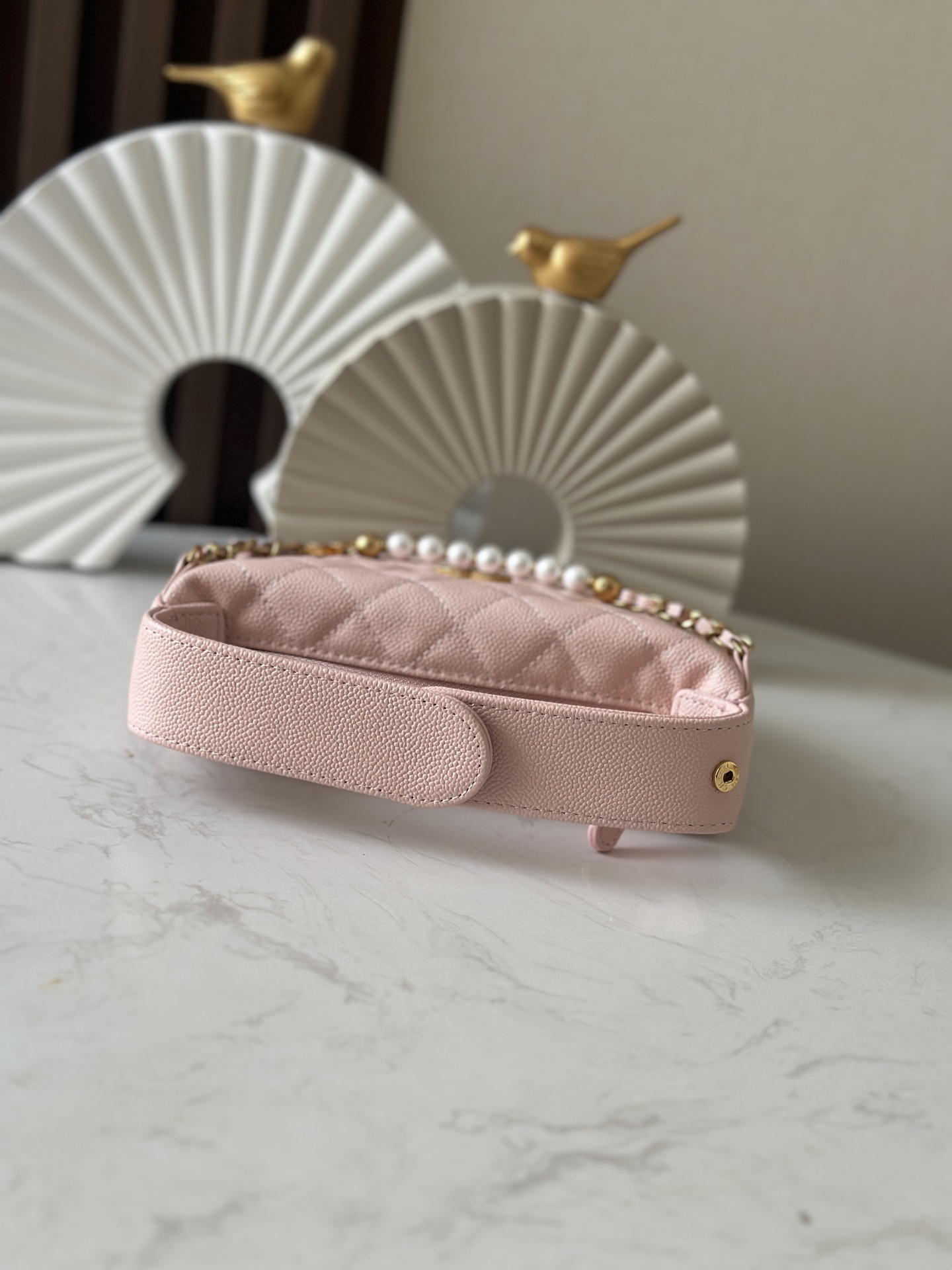 25S Pink Quilted Caviar Calfskin Half MoonHula Hoop Bag with Pearl Chain - Mocuir