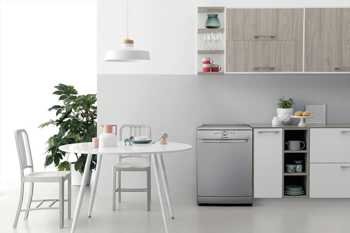 INDESIT - Lavastoviglie IN2FE14CNP80S Classe E 14 coperti