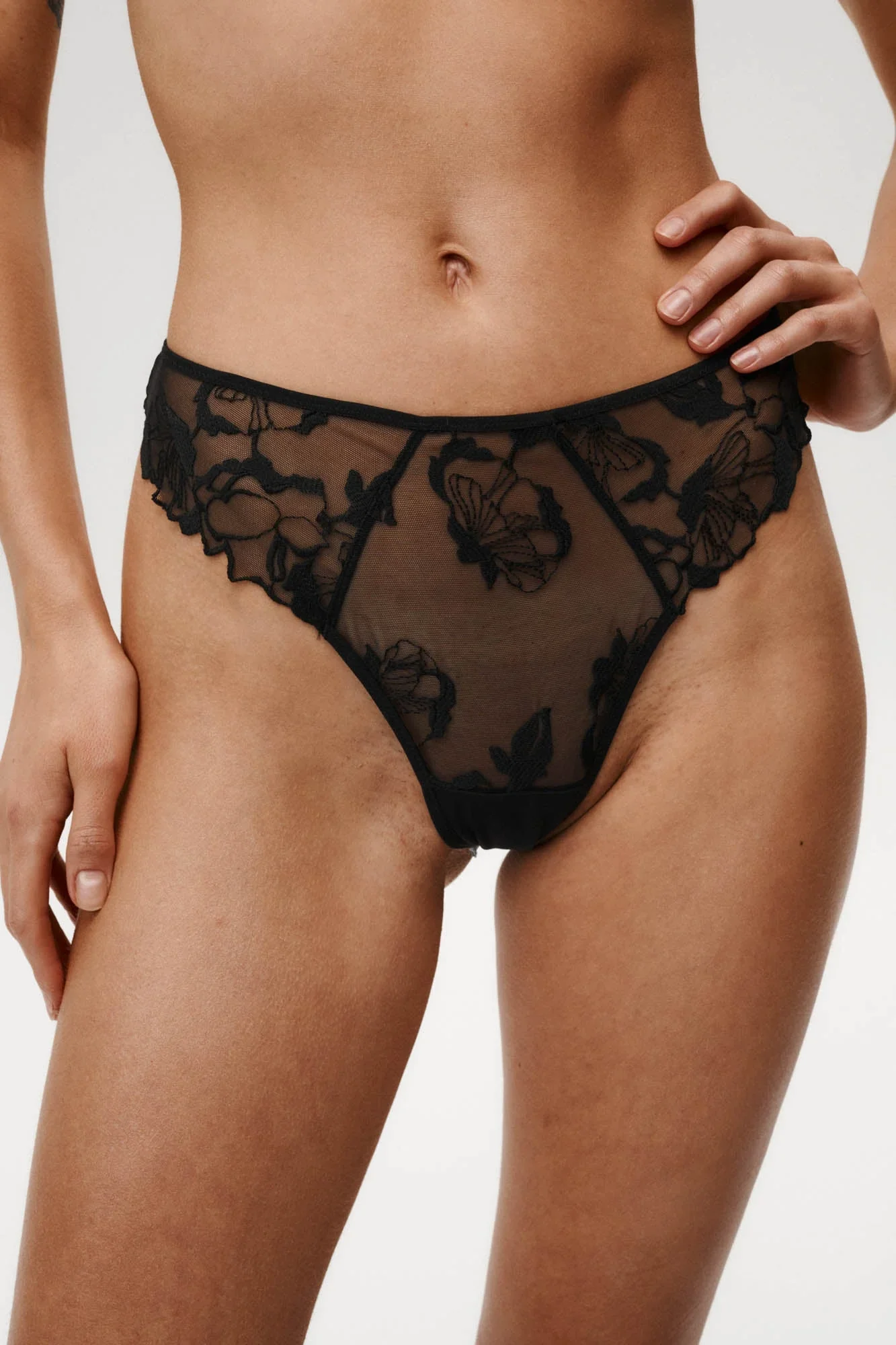 Undress Code Chantilly Thong