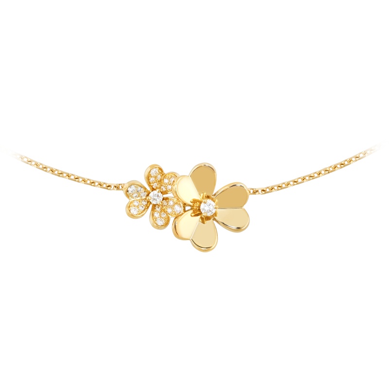 Frivole necklace, 9 flowers