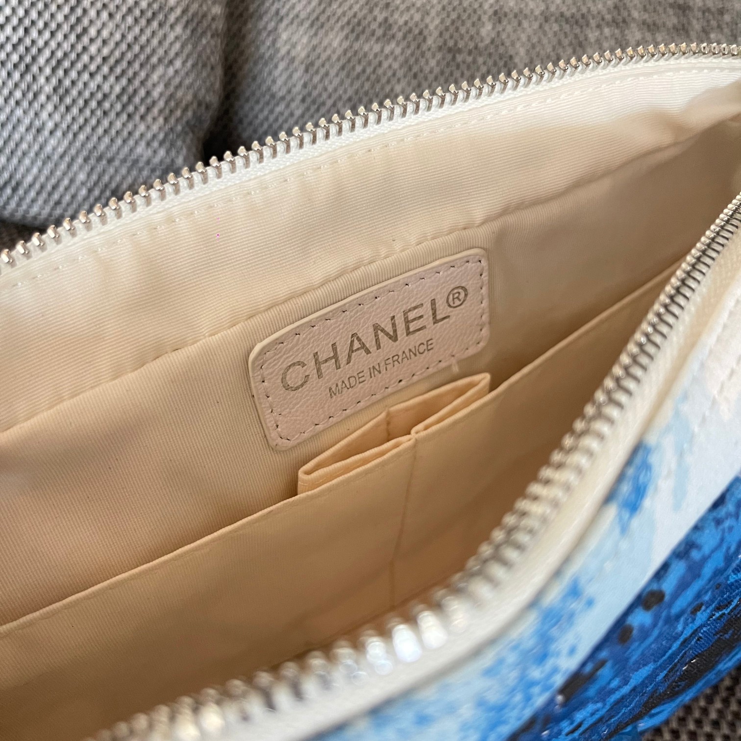 Classic Flap Handbag in Blue-White Ski Print Canvas with Silver-Tone Hardware - Mocuir