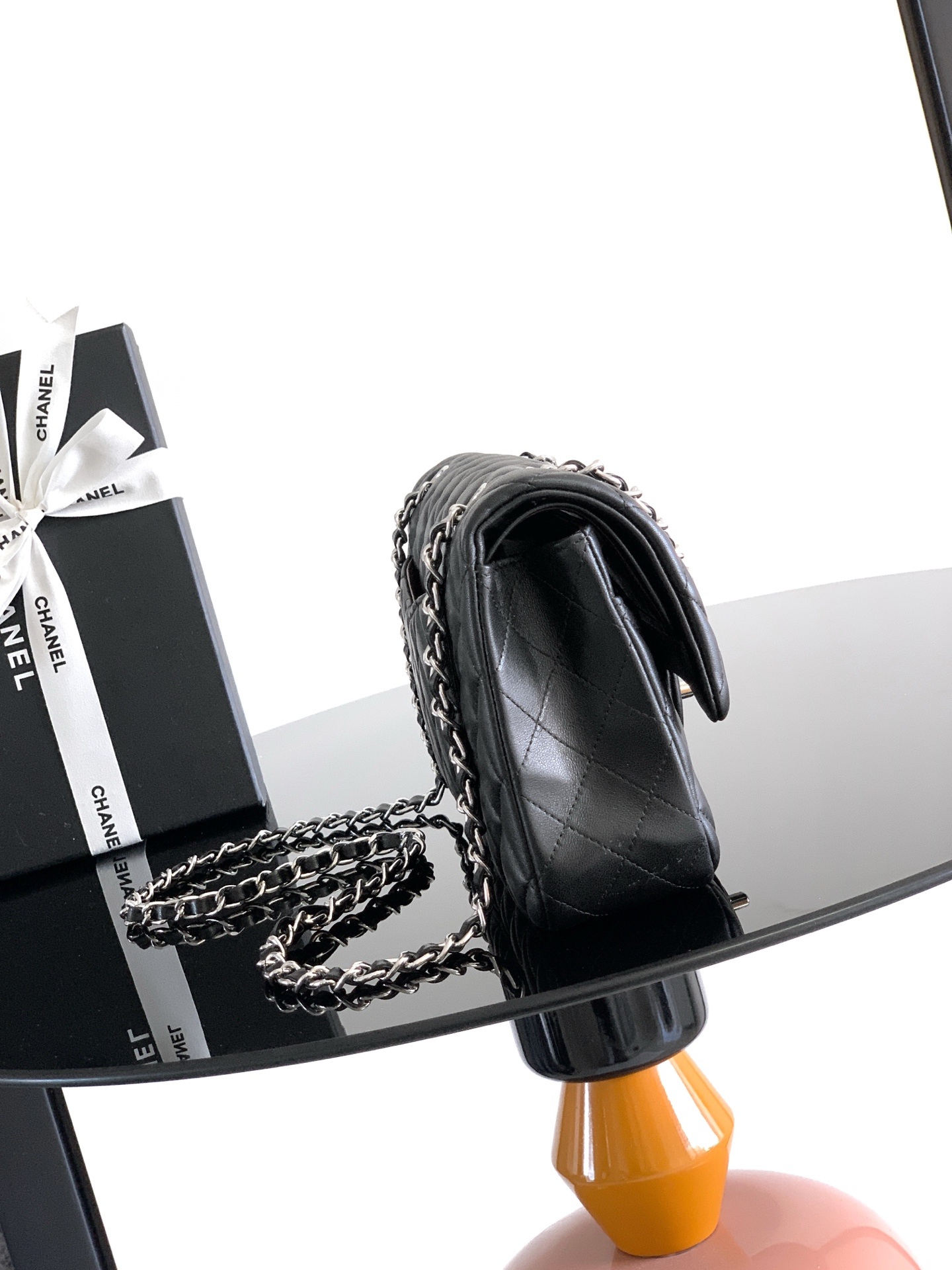 Classic Flap Bag（Black/Silver logo） - Mocuir