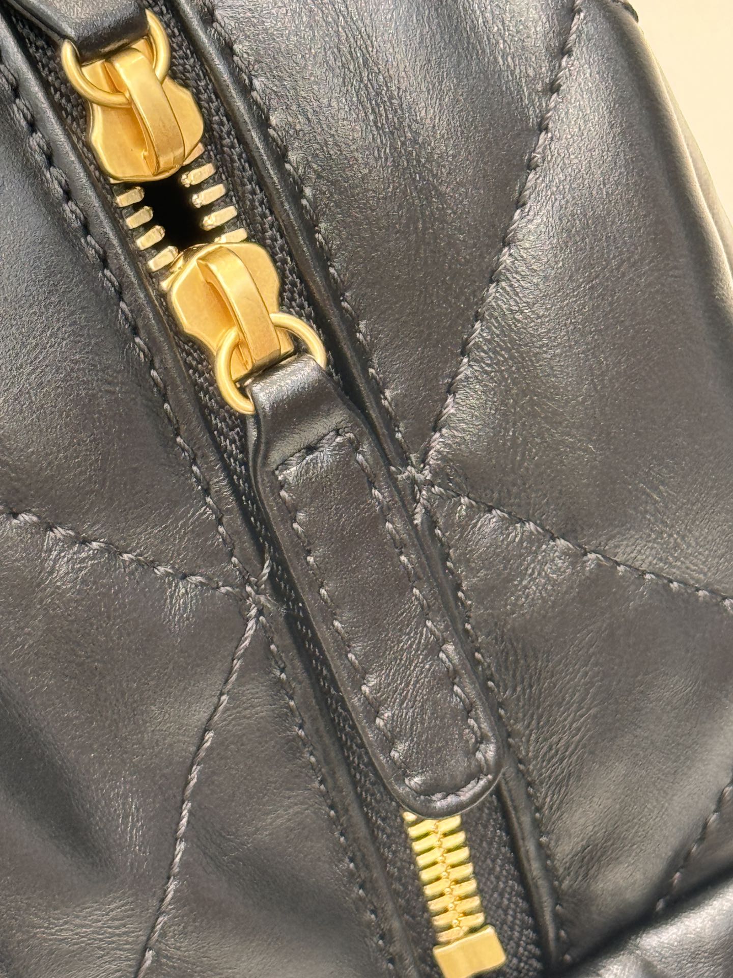 Quilted Waxed Calfskin Bowling Bag with Gold-Tone Hardware - Mocuir