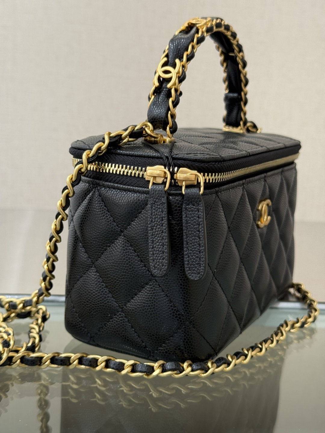 25C Top Handle Long Vanity Case (AS5221) in Black Quilted Grained Calfskin with Antique Gold-Tone Hardware - Mocuir