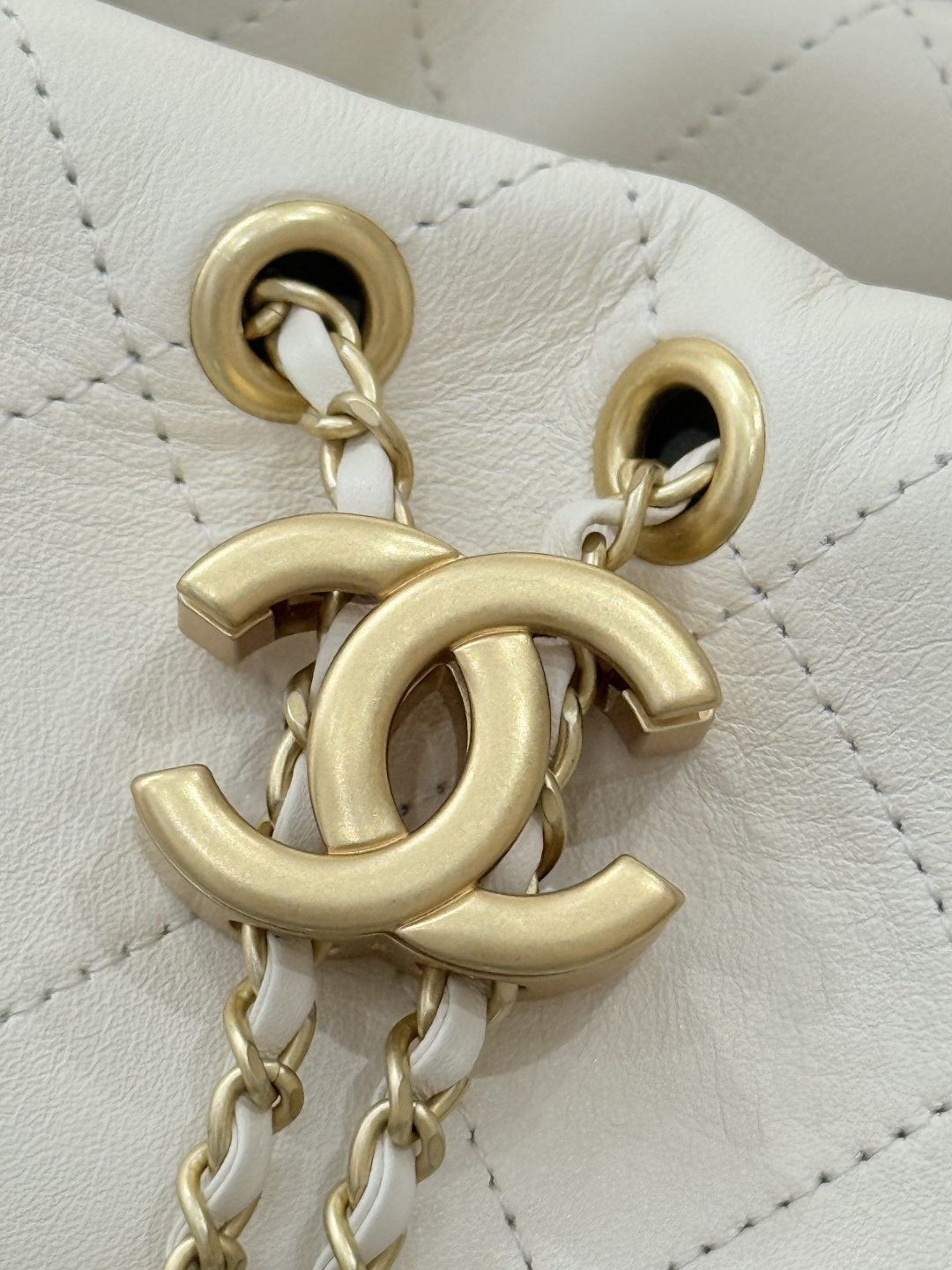 Medium Handbag - Mocuir