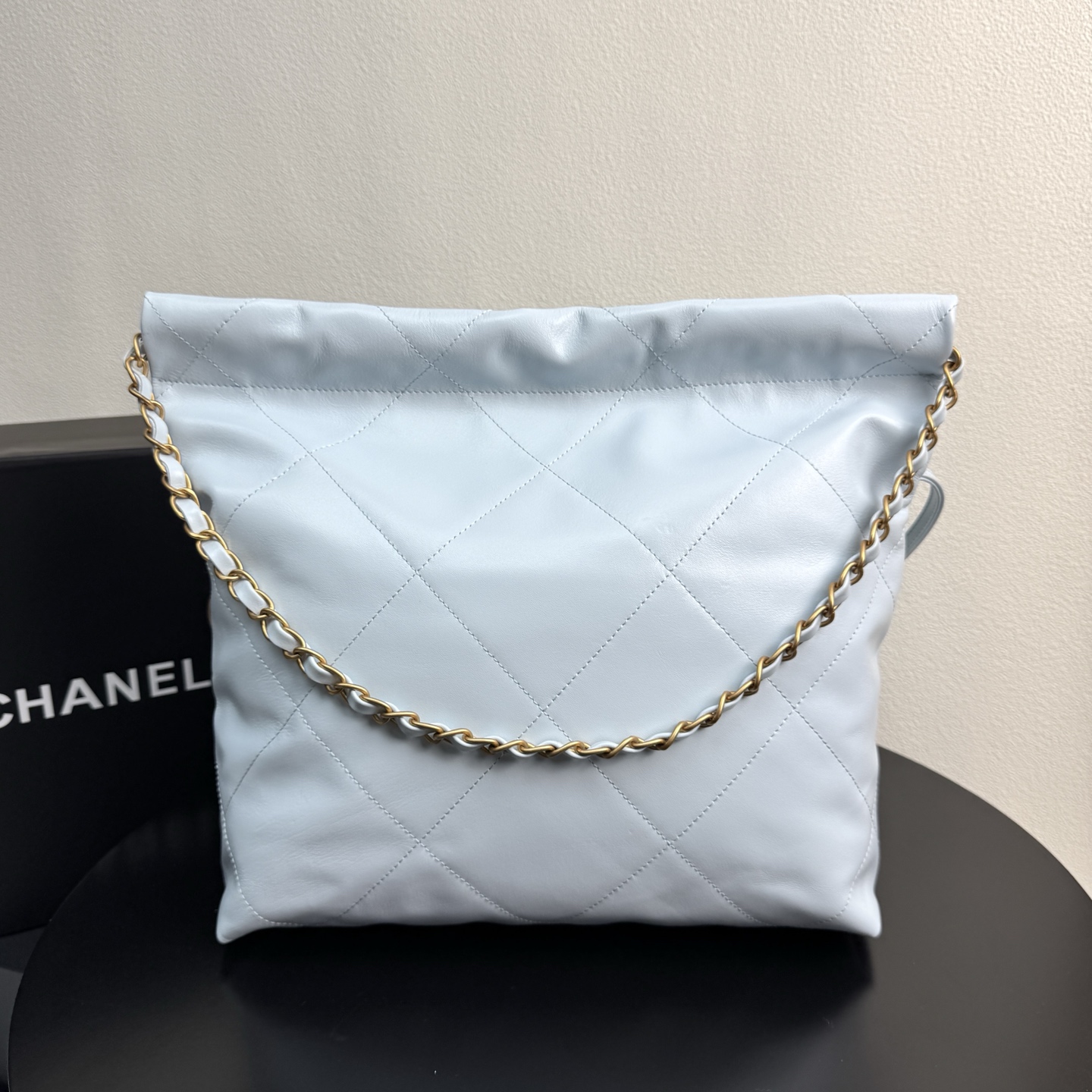 22 Bag Quilted Shiny Calfskin in Light Blue (Gold Hardware) - Mocuir