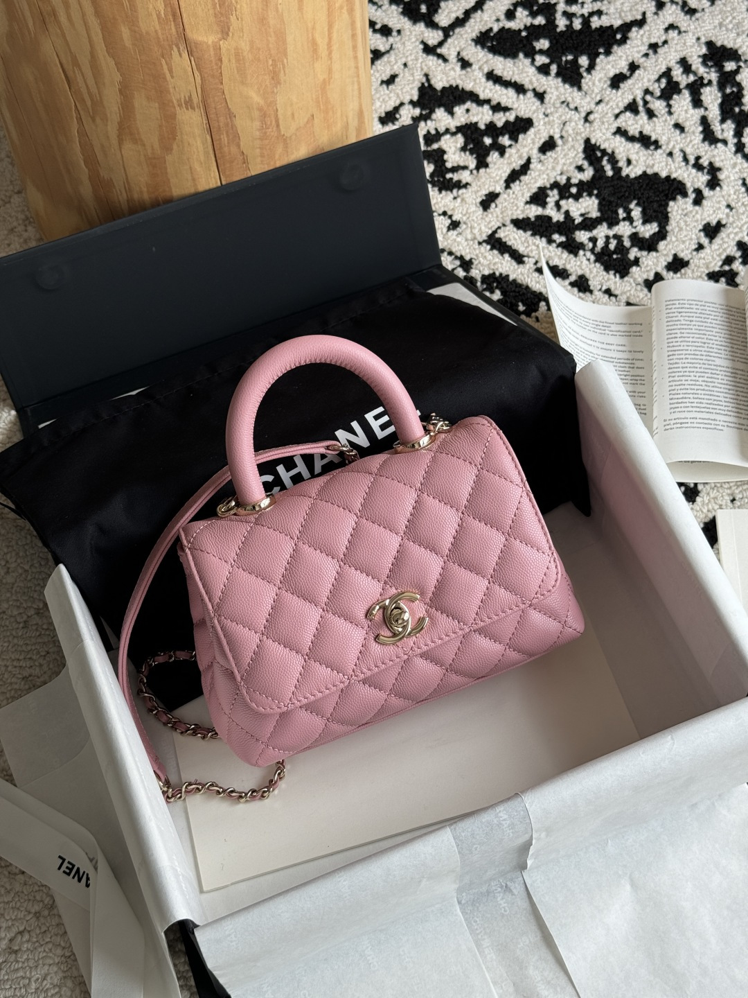 Small Coco Handle Flap Bag in Pink Quilted Caviar Leather with Light Gold-Tone Hardware - Mocuir