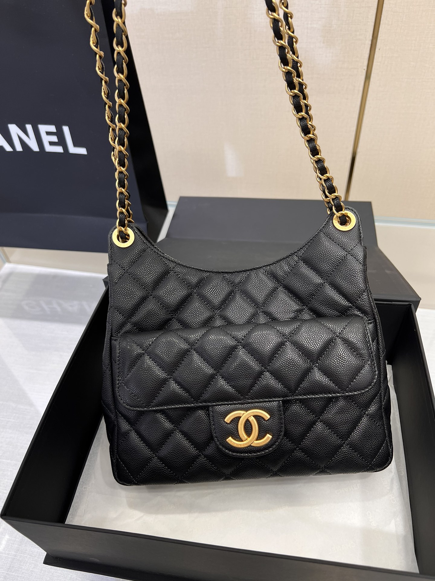 Small Hobo Shoulder Bag - Mocuir