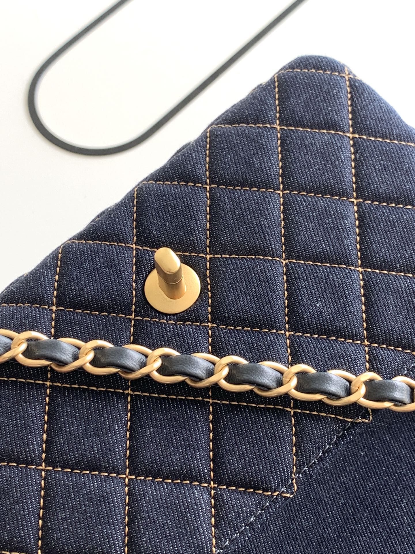 Classic Flap (CF) Large Mini in Dark Blue Denim with Gold Hardware (Model A01112, 25C26P Pre-Collection) - Mocuir