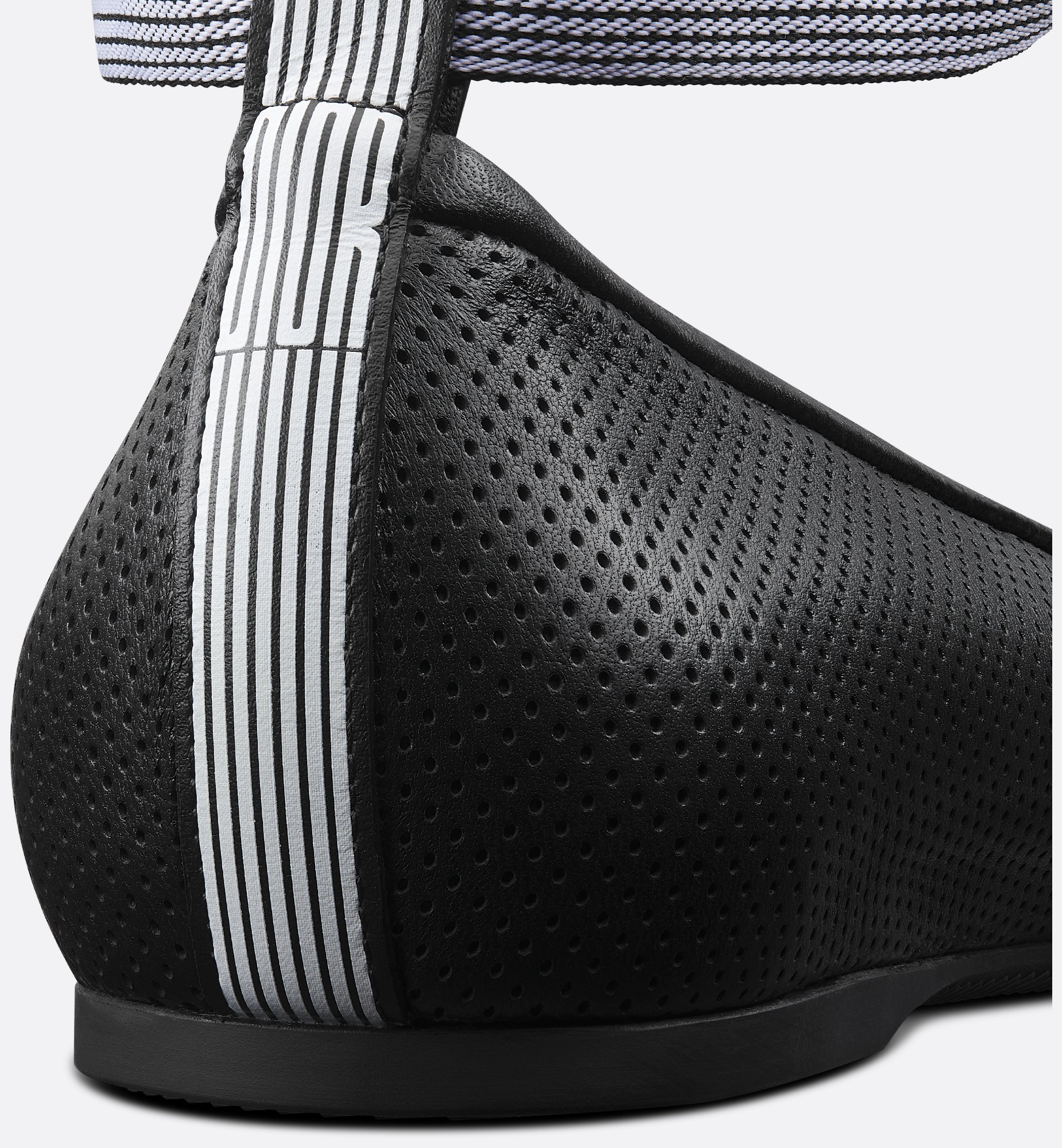 D-Journey Lace-Up Ballet Flat