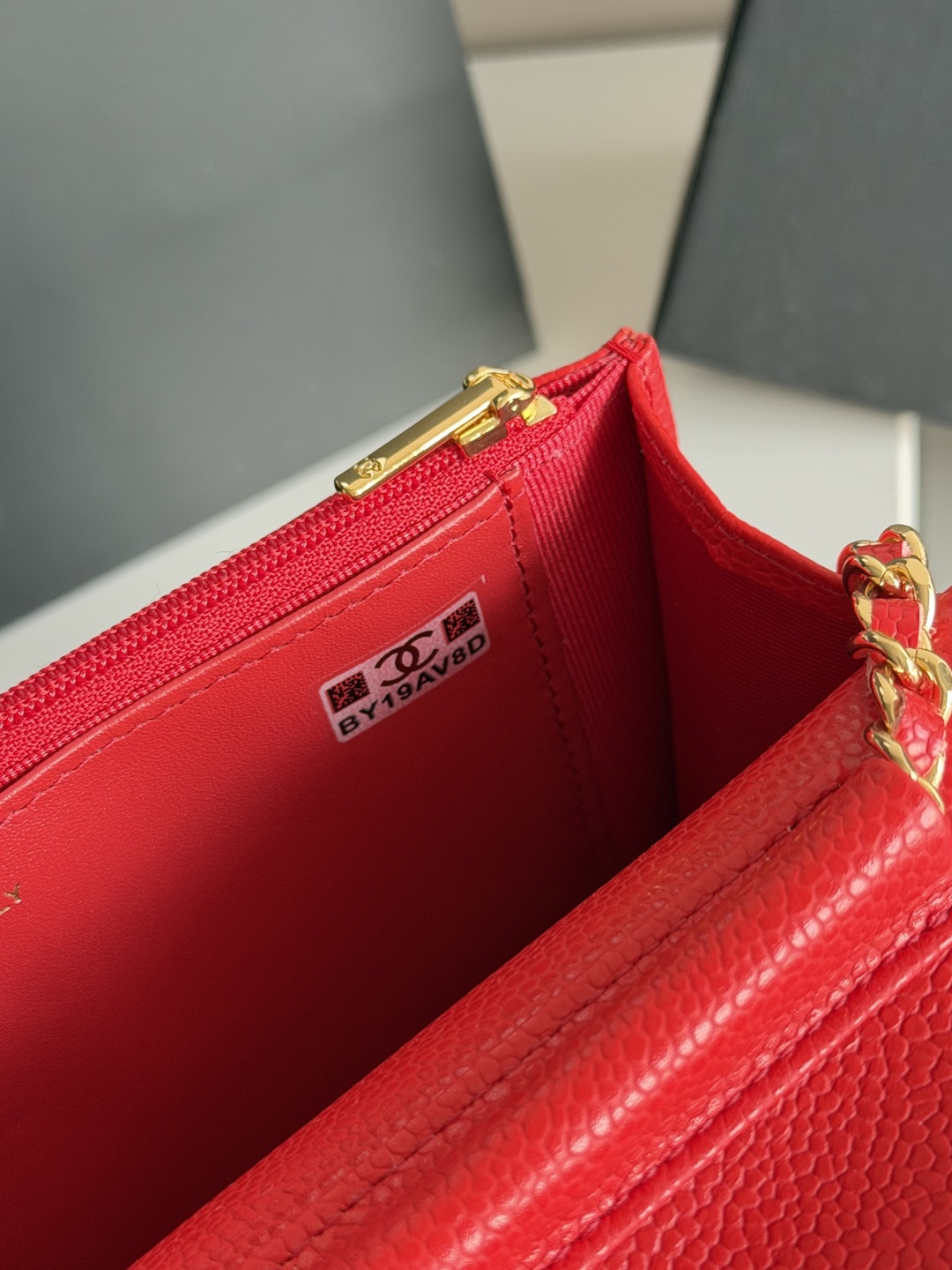 25C/26C Wallet On Chain（Red） - Mocuir