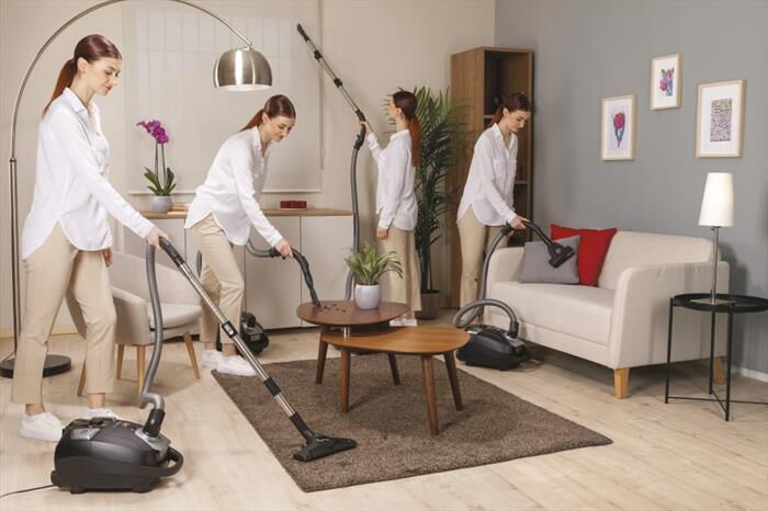 HOOVER - Aspirapolvere a traino HE320PET-Nero