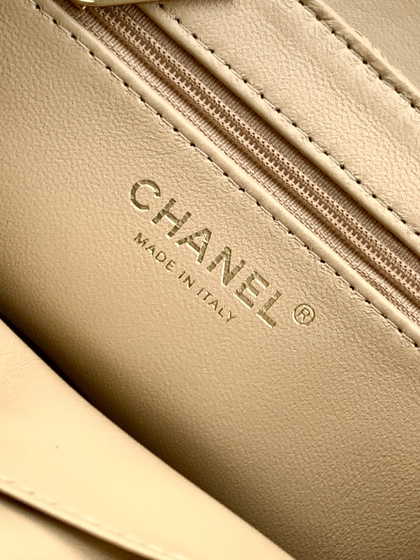 26C Cruise Raffia Mini Kelly Top Handle Bag - Mocuir