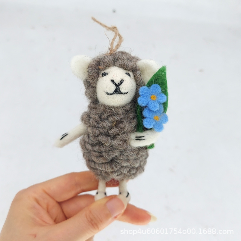 Wool felt pendant cute plush toy