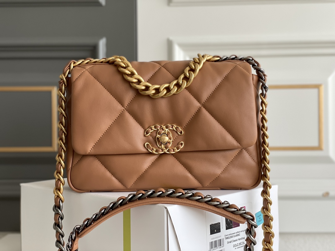 19 Handbag in Caramel Quilted Shiny Lambskin with Gold-Tone, Silver-Tone & Ruthenium-Finish Metal (Model AS1160) - Mocuir