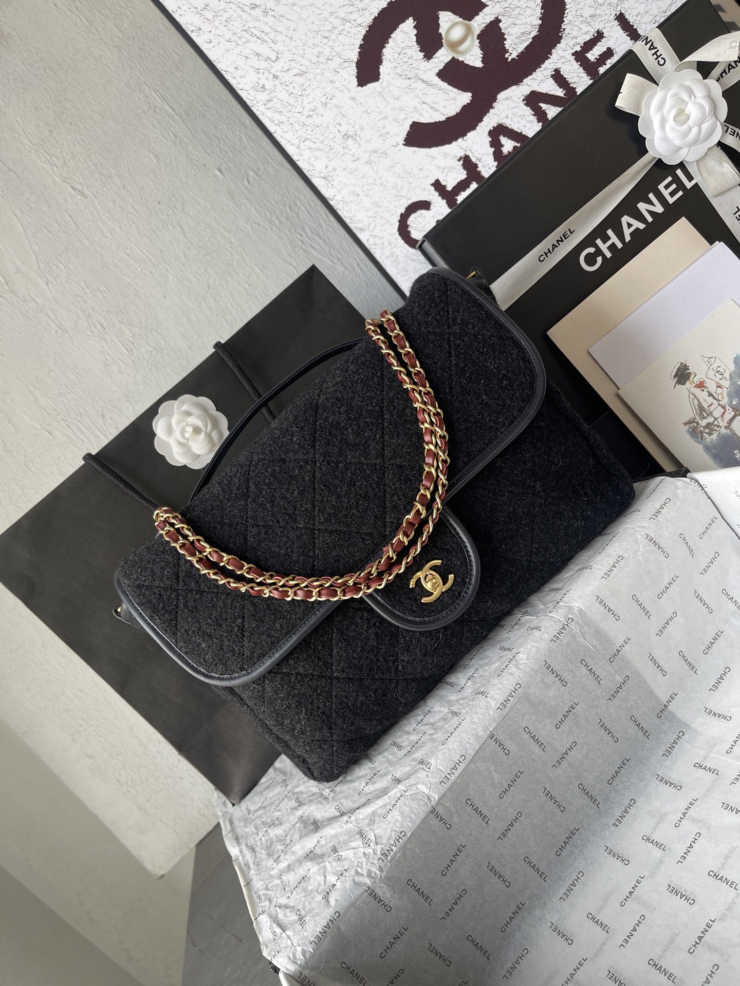 Classic Large Quilted Wool Flap Bag in Black with Gold-Tone Hardware - Mocuir