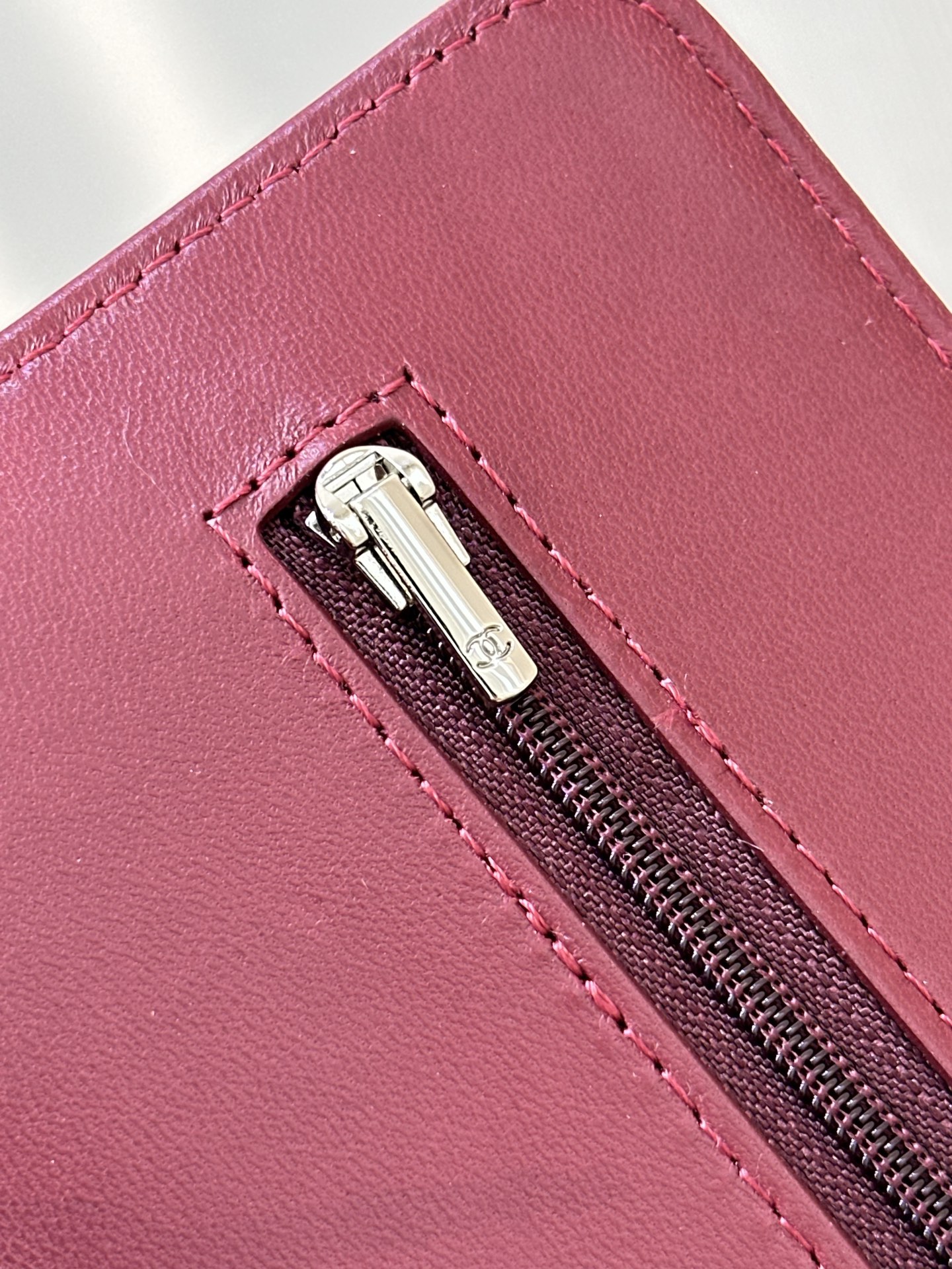 Classic Quilted Lambskin Wallet on Chain in Burgundy (Silver Hardware) - Mocuir