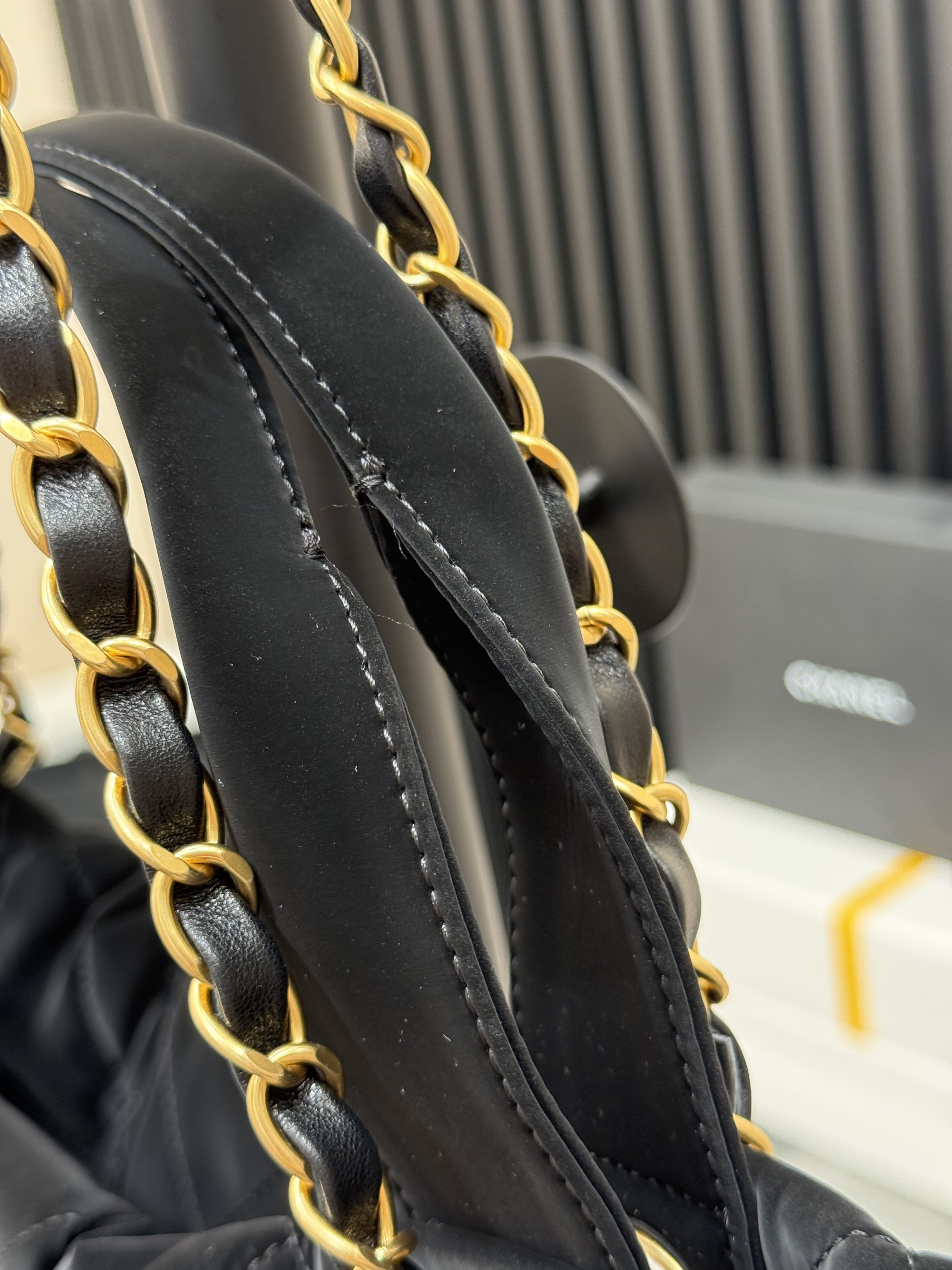 25K Bow Handle Bag - Mocuir