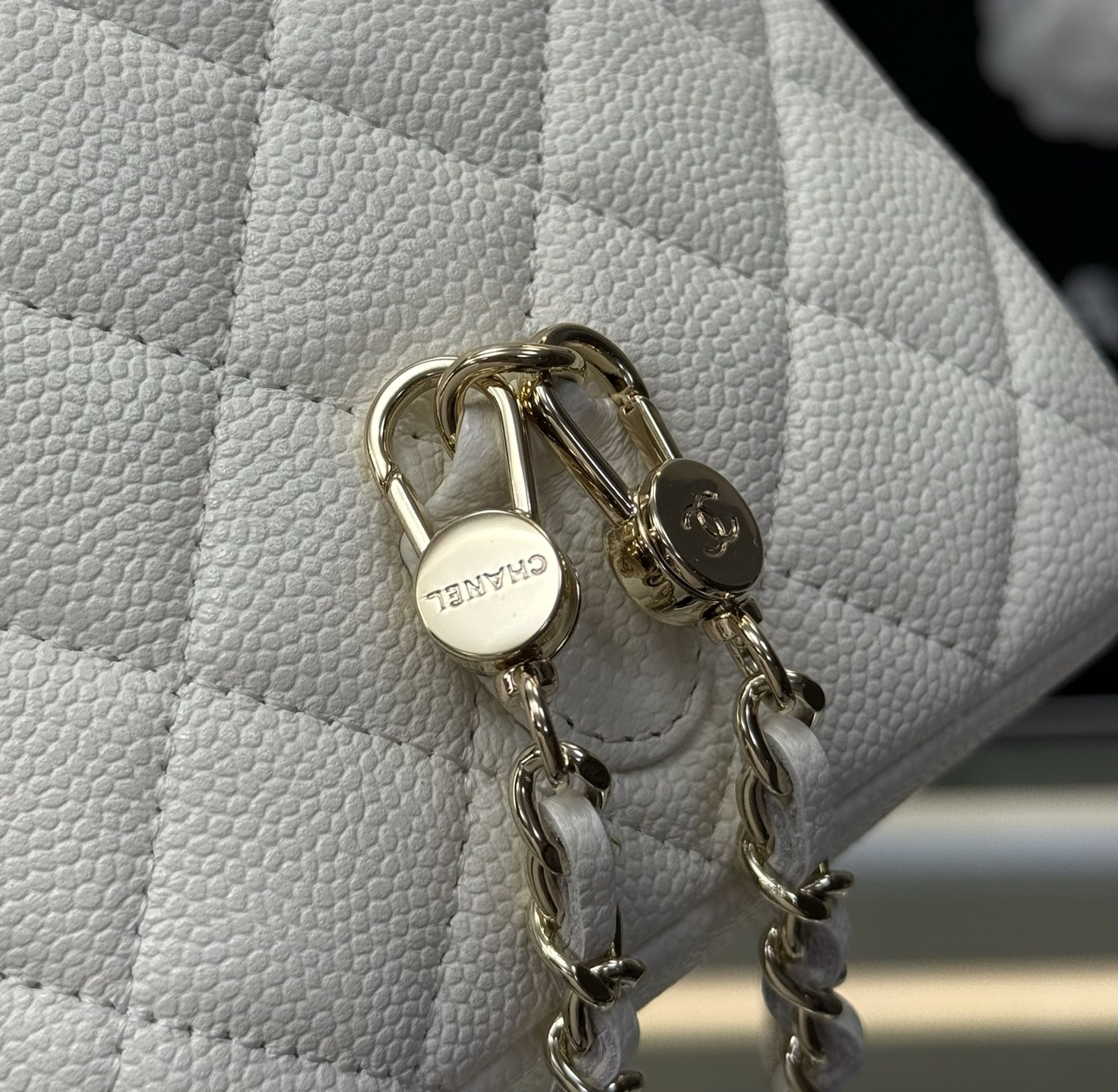 Mini Backpack with Chain (AS3787) in White Caviar Leather with Gold-Tone Hardware, 24C Cruise Collection - Mocuir