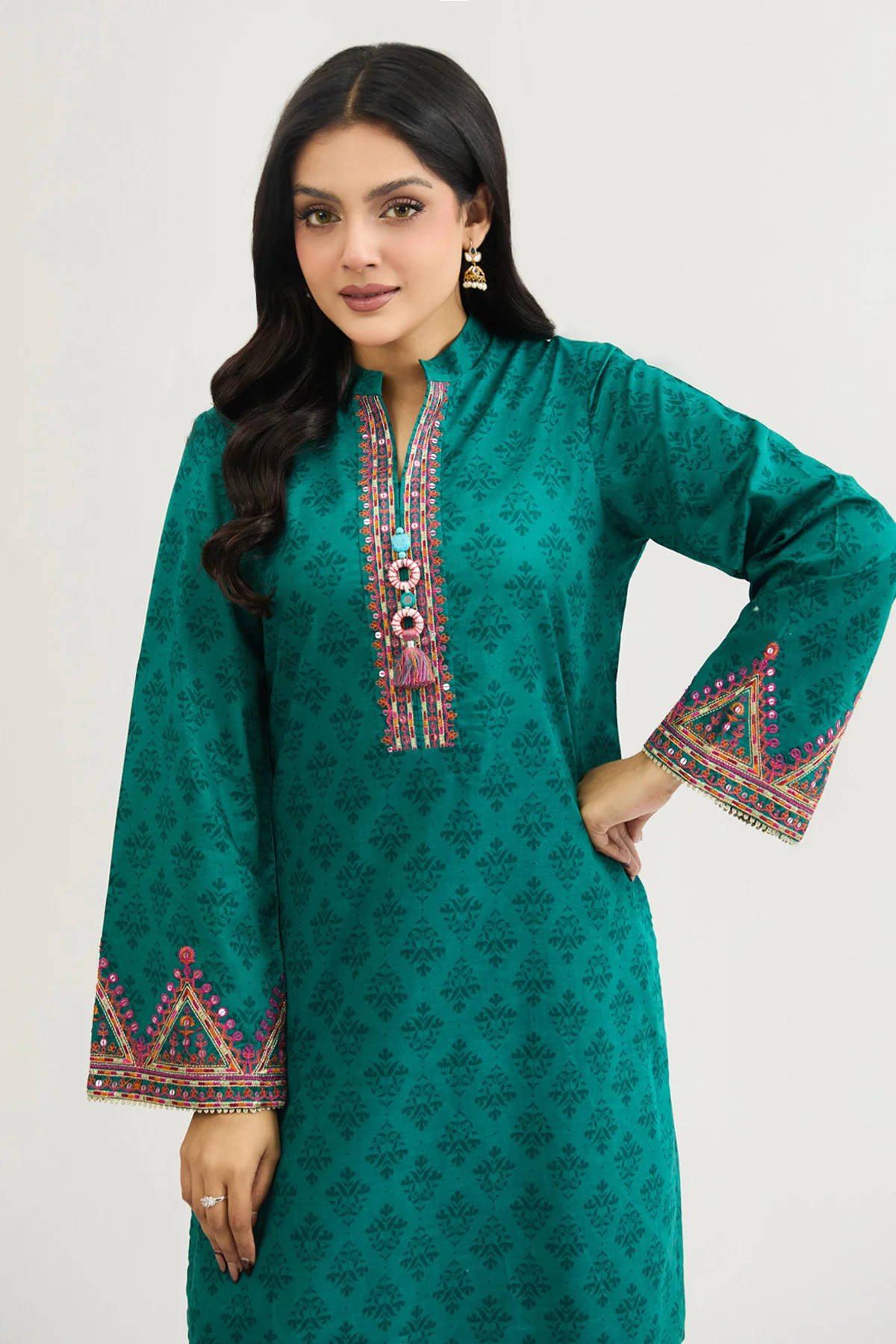 LAWN | EMBROIDERED