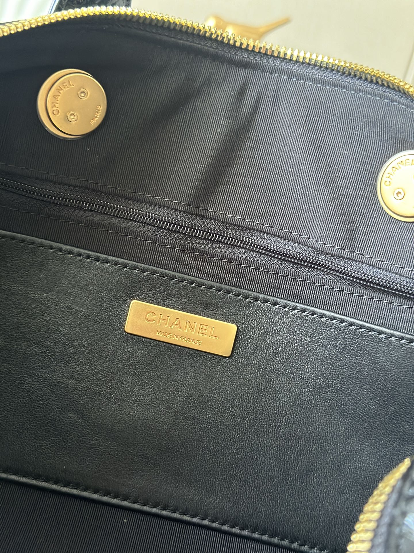 25A Small Bowling Bag in Black Quilted Crinkled Patent Calfskin with Gold-Tone Hardware - Mocuir