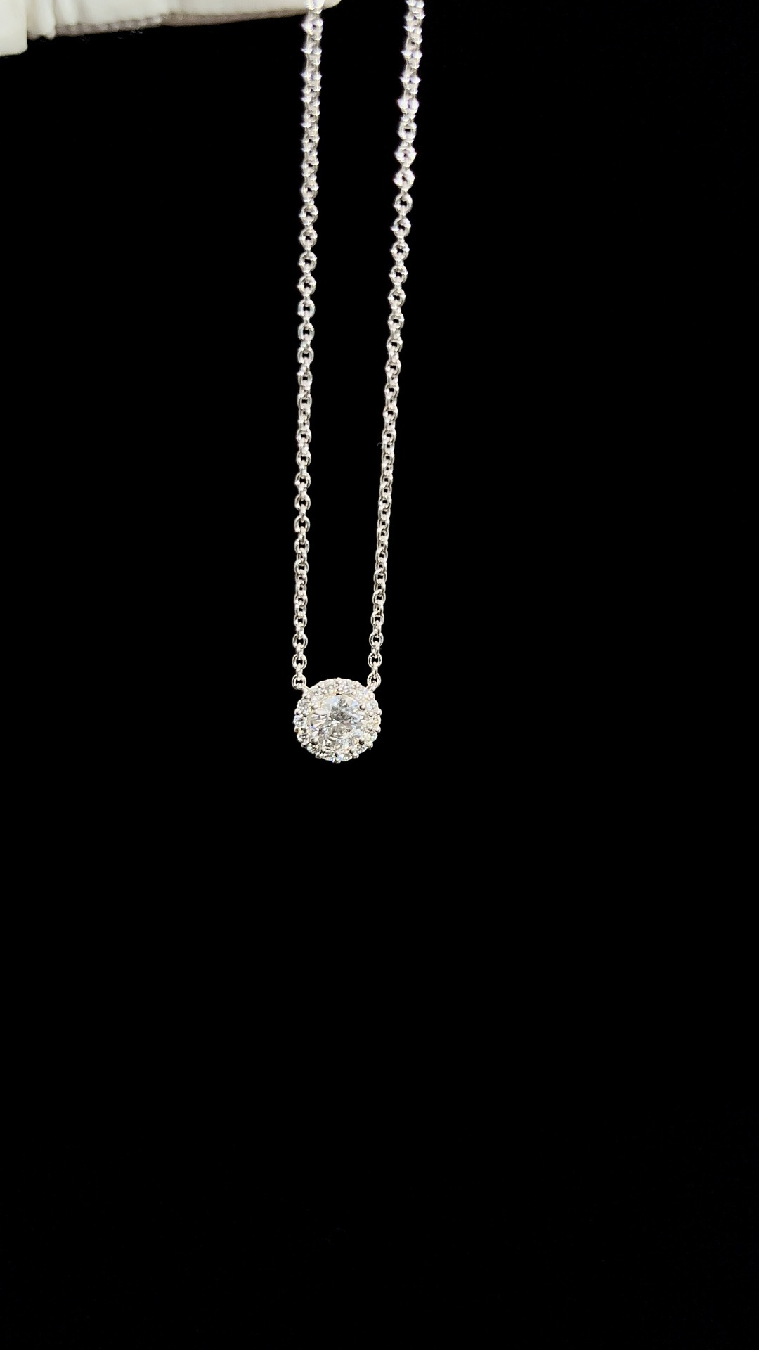 Single Diamond Round Pendant Necklace