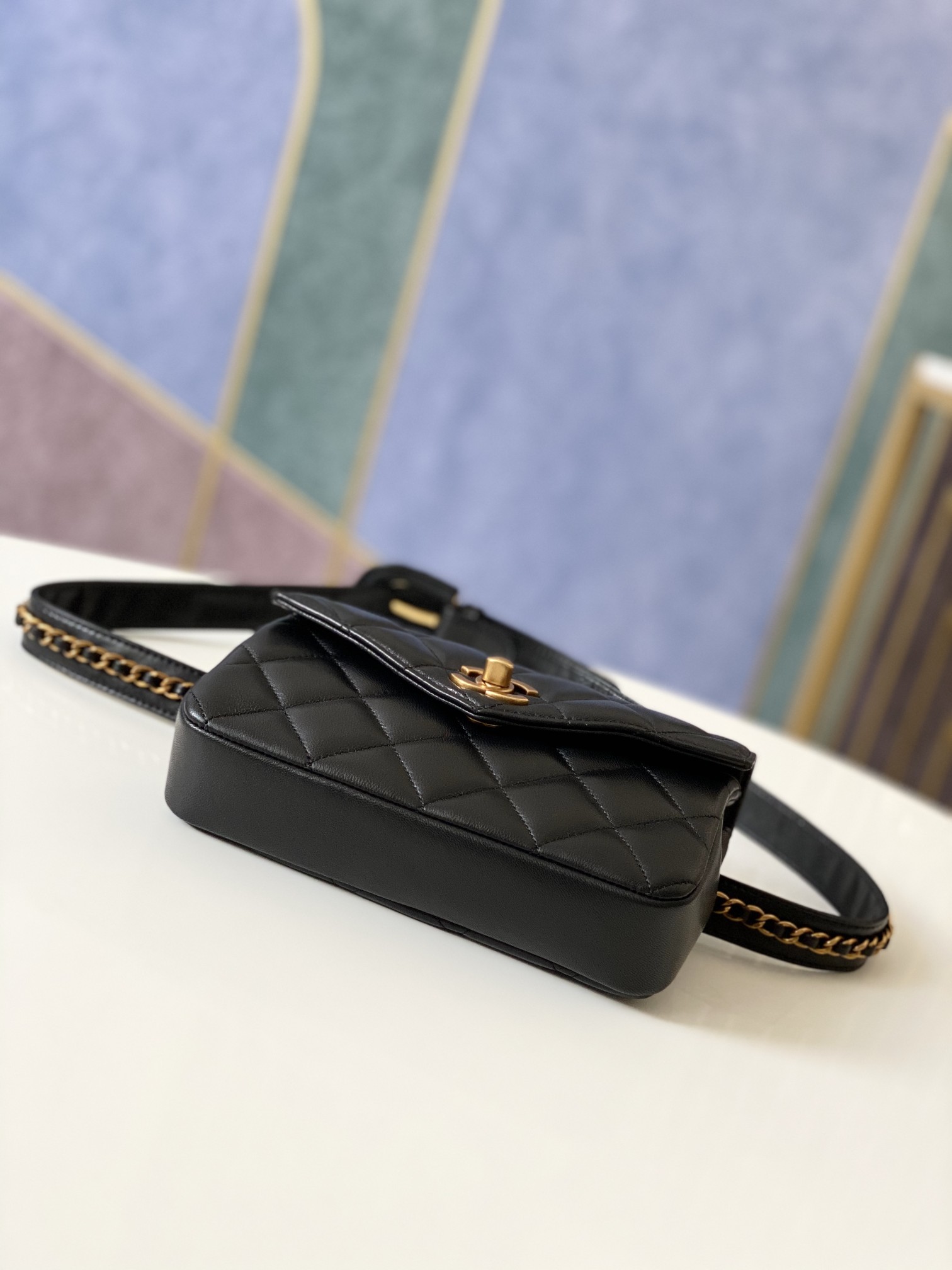 Classic Quilted Lambskin Waist Bag / Belt Bag in Black with Vintage Gold-Tone Hardware - Mocuir