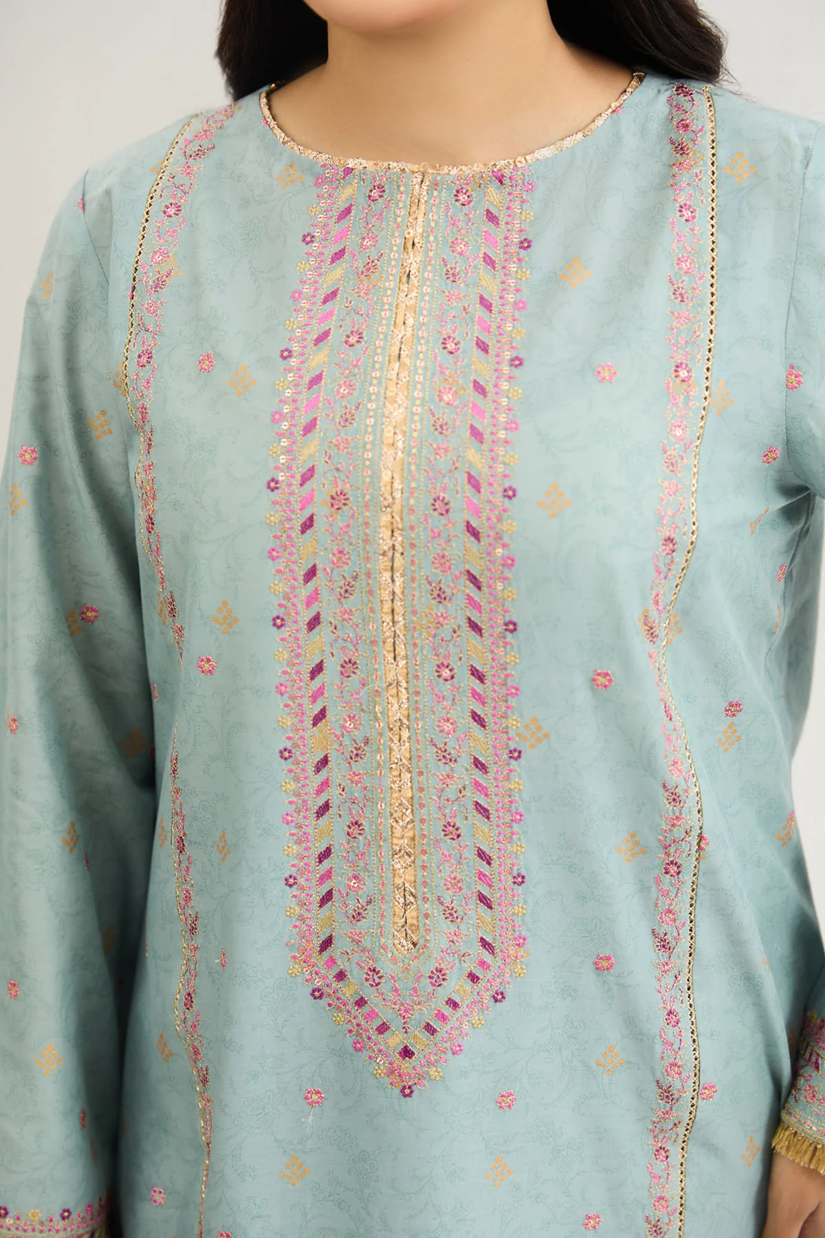 LAWN | EMBROIDERED