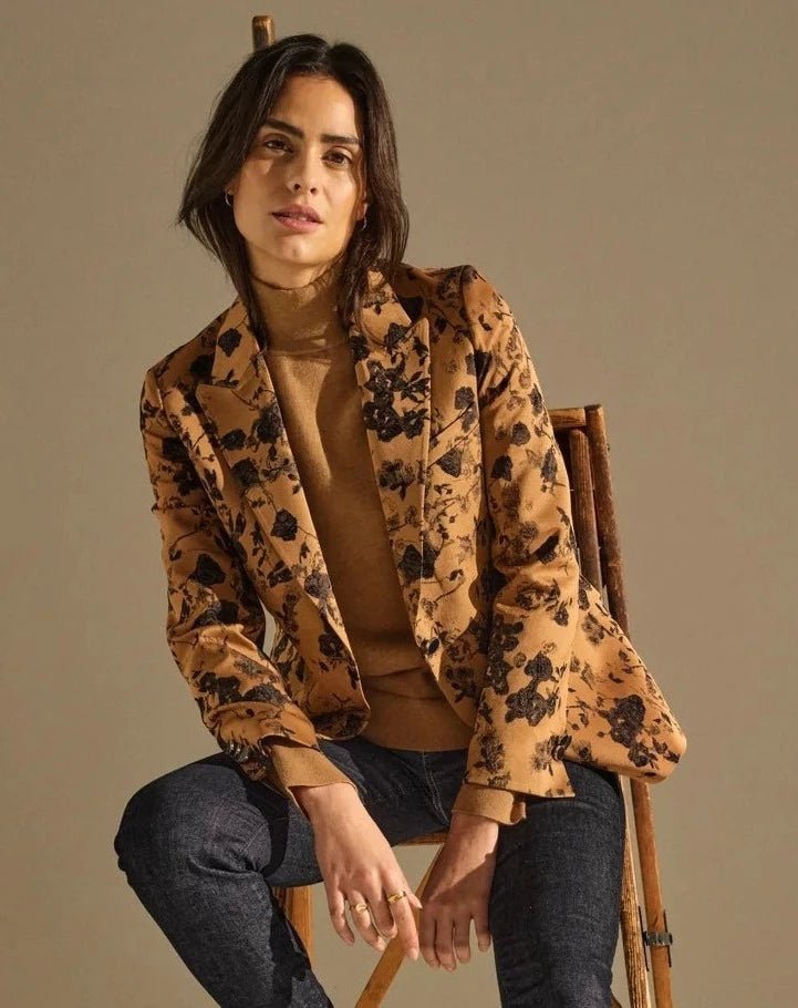 ‌Vintage Luxe Jacquard Jacket