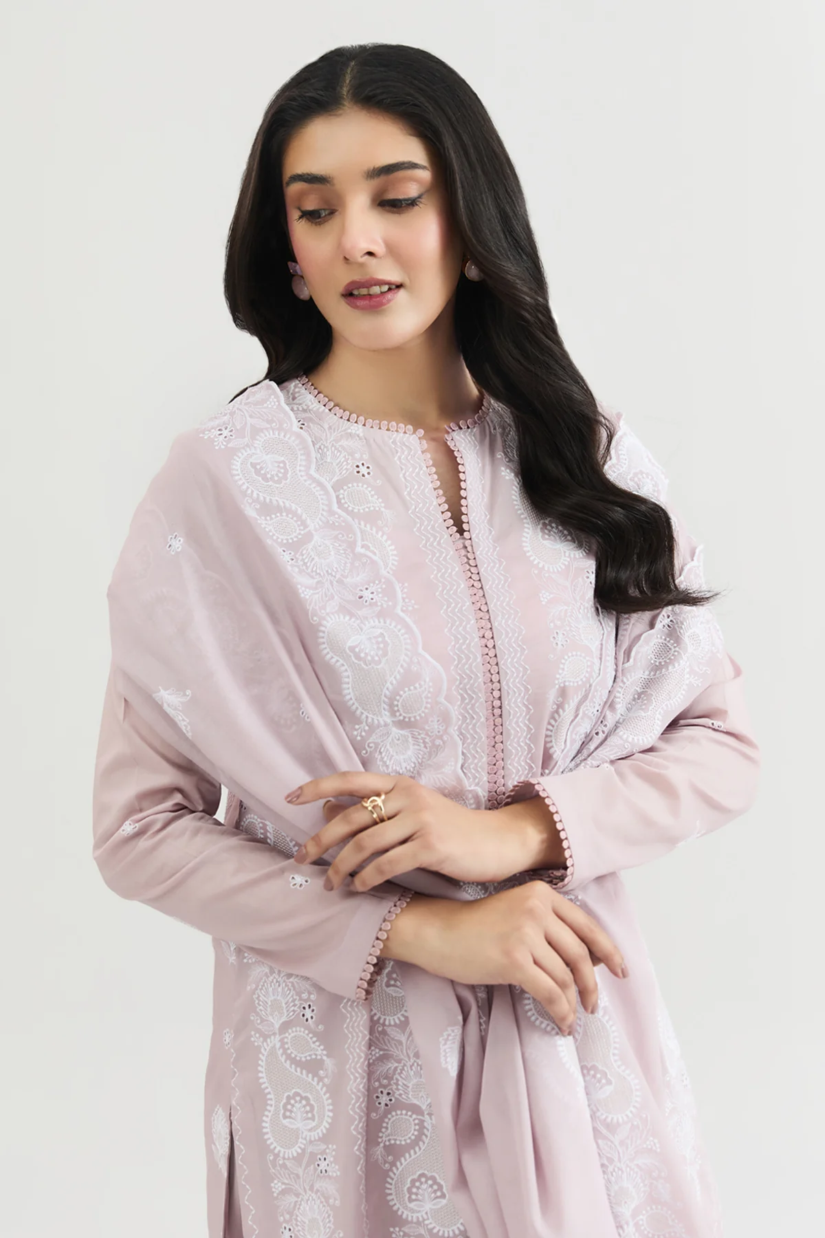 LAWN | EMBROIDERED