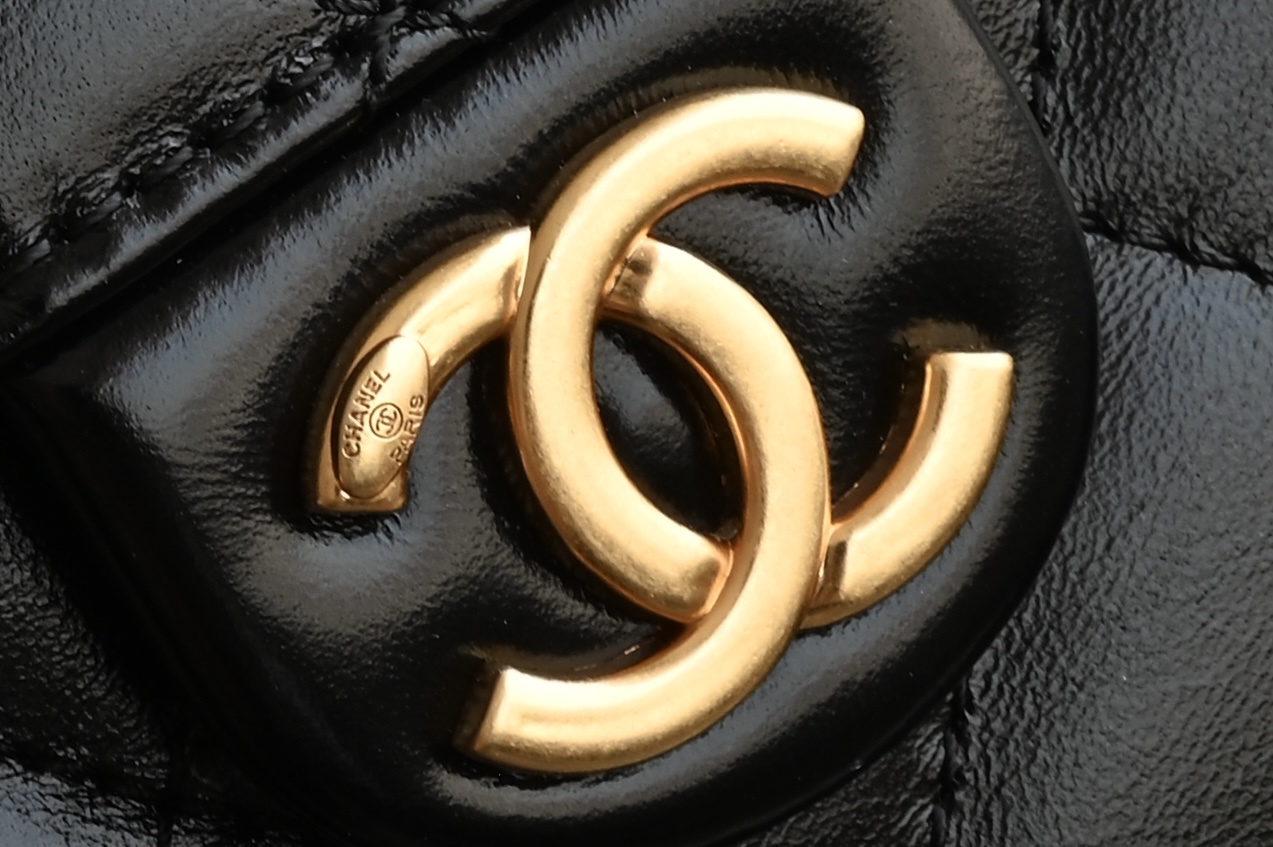 Chain Decor Hobo Bag（Noir） - Mocuir