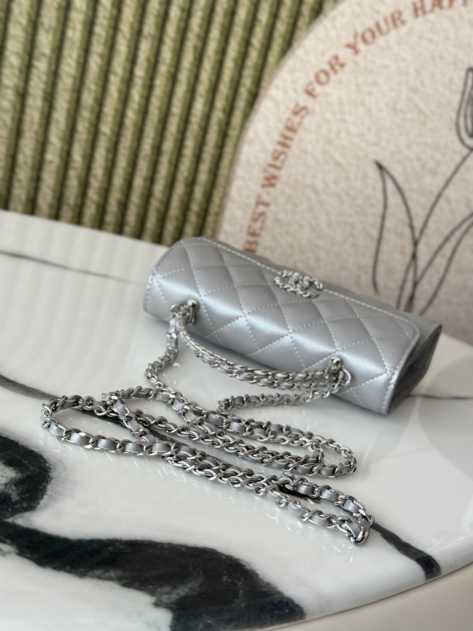 23P Top Handle Kelly Clutch with Chain in Metallic Silver (Silver Hardware) - Mocuir