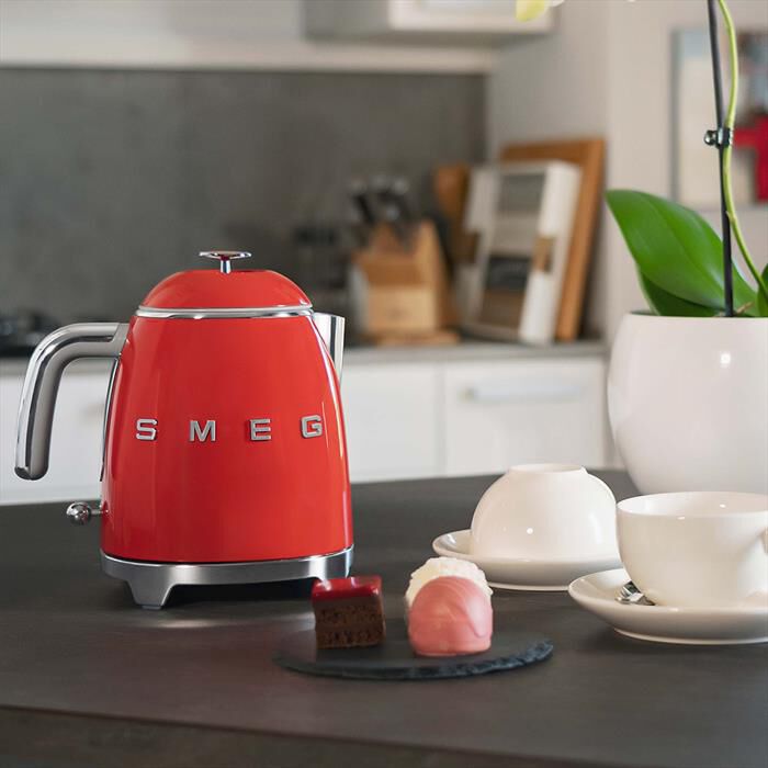 SMEG - Mini Bollitore 50's Style – KLF05RDEU-Rosso