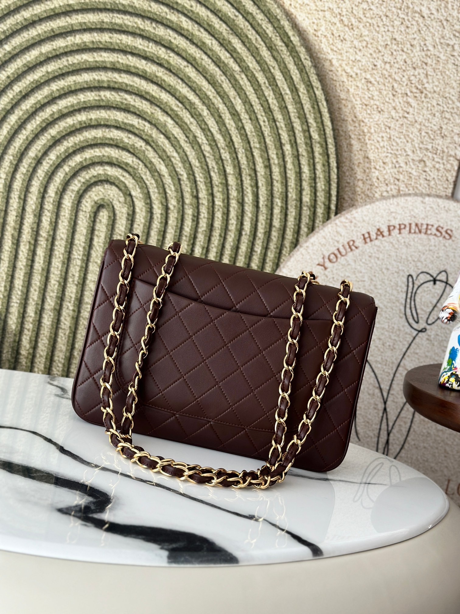 Classic Flap Medium in BurgundyDark Brown Quilted Lambskin with Gold-Tone Hardware - Mocuir