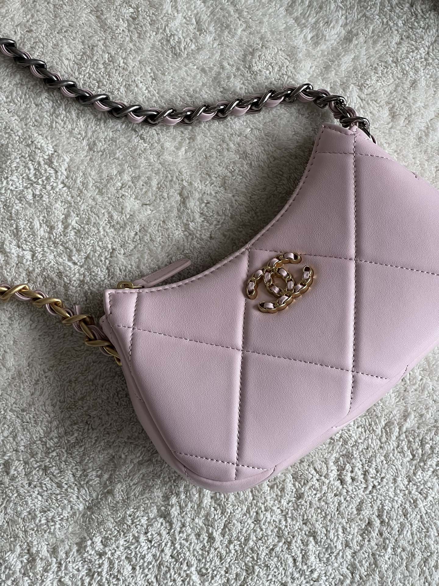 19 Bag Half Moon Hobo in Pink Quilted Lambskin with Bi-Color (Gold & Ruthenium) Hardware, Spring-Summer 2024 (24C) - Mocuir