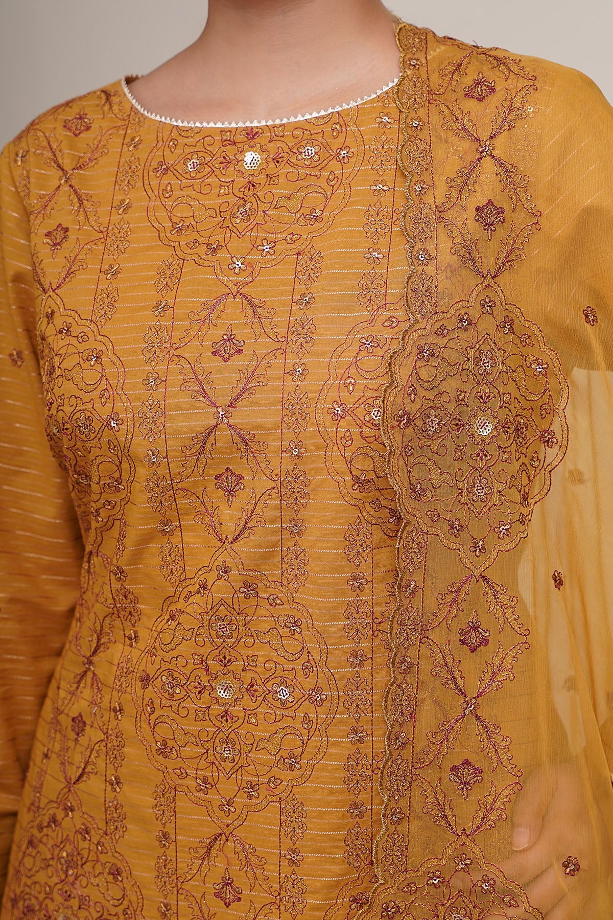 ZARI JACQUARD | EMBROIDERED