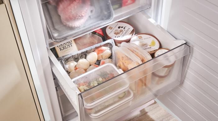 CANDY - Frigorifero combinato CNCQ2T618EW Classe E 355 lt-Bianco