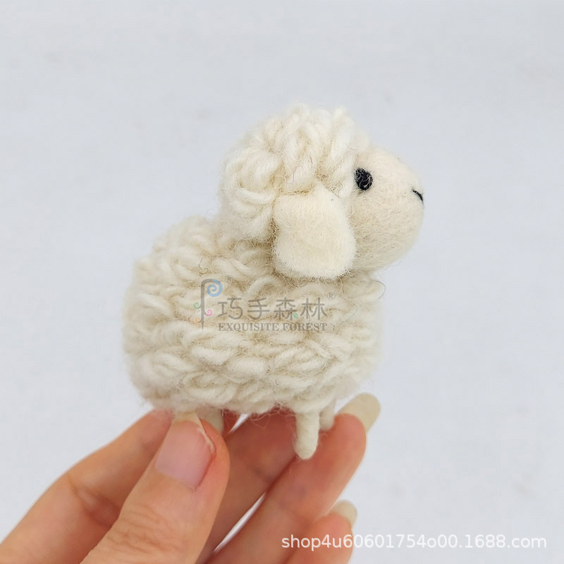 Wool felt pendant cute plush toy