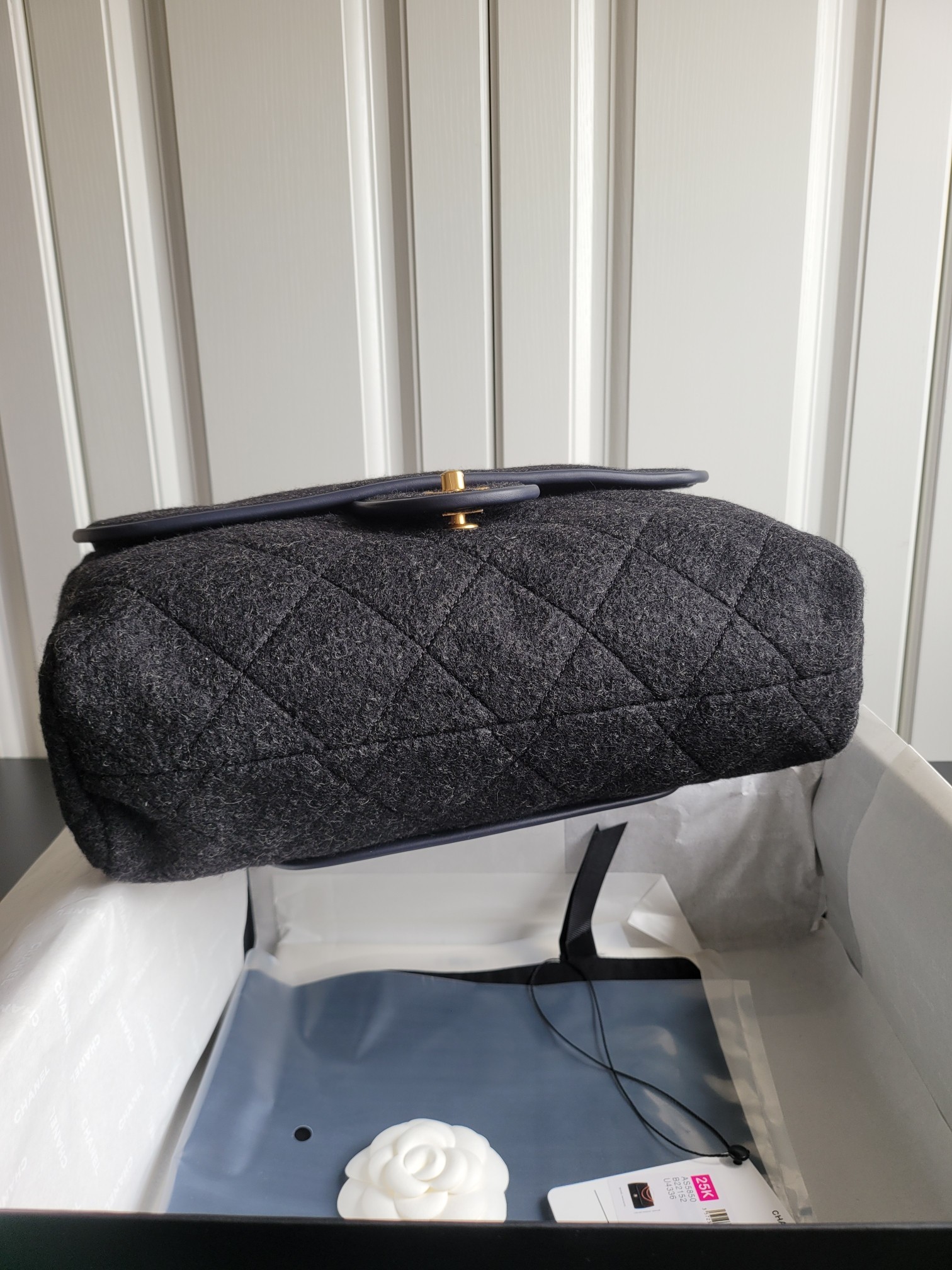 Classic Flap Maxi - Mocuir