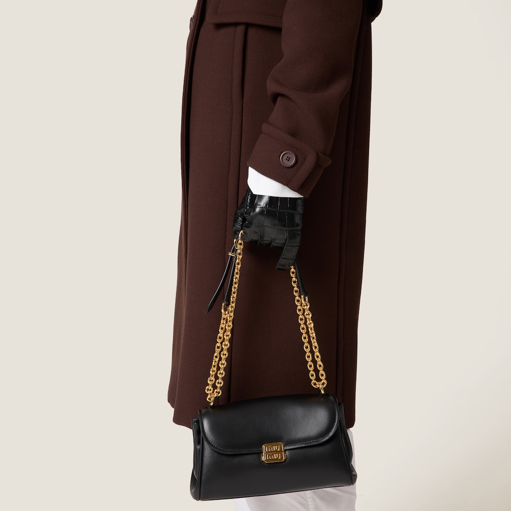 Leather shoulder bag