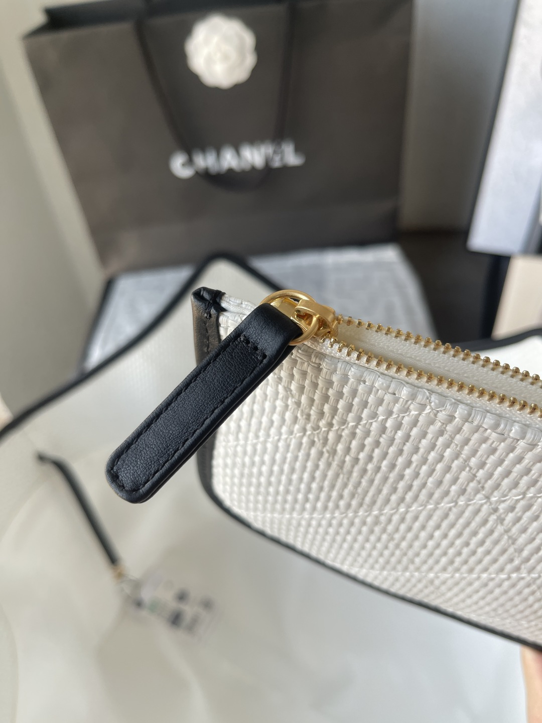 25C Woven Straw Large Tote Handbag with Black Calfskin Trim and Gold-Tone Hardware - Mocuir