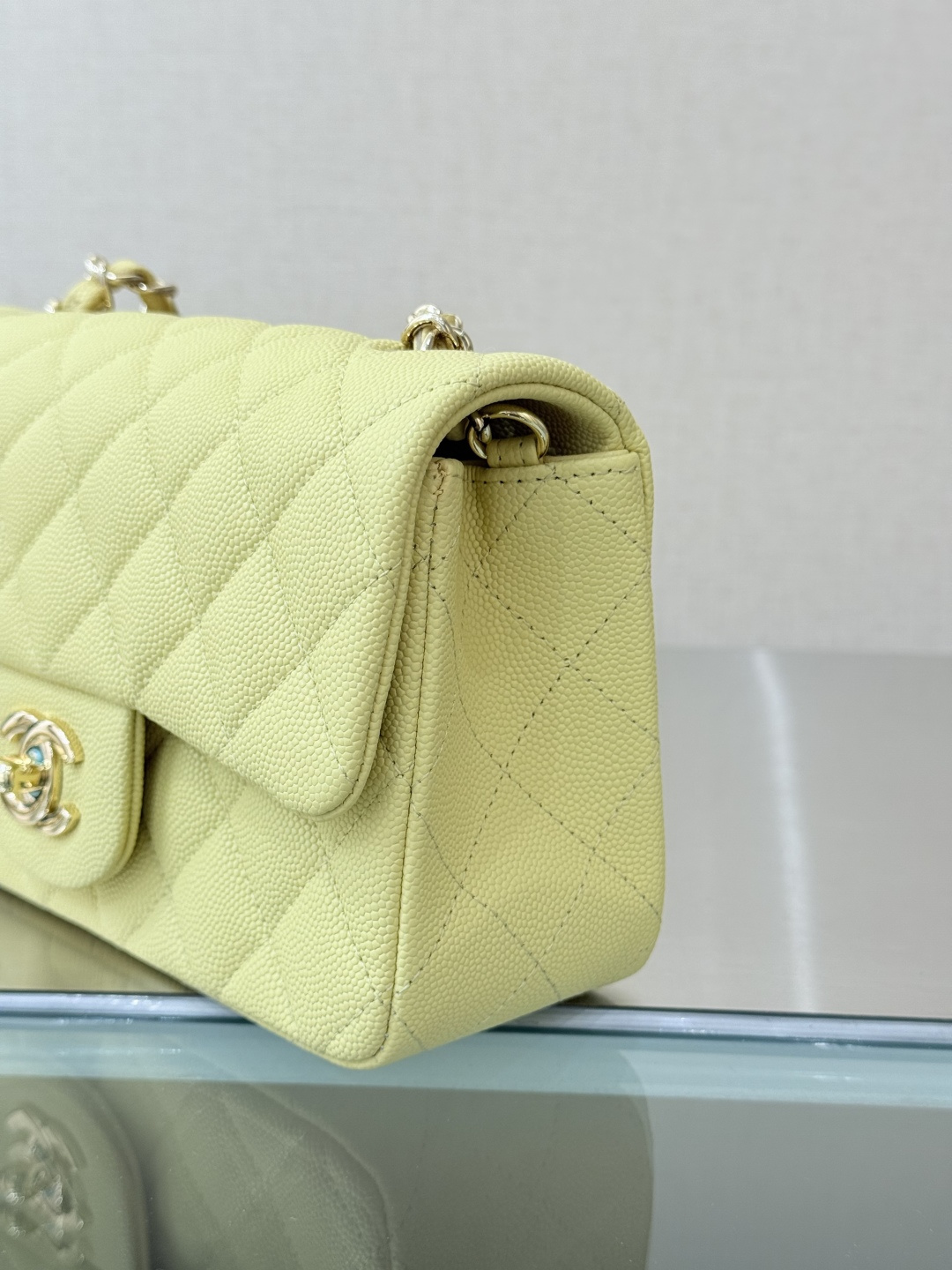 Mini Classic Flap Handbag（Creamy Yellow） - Mocuir