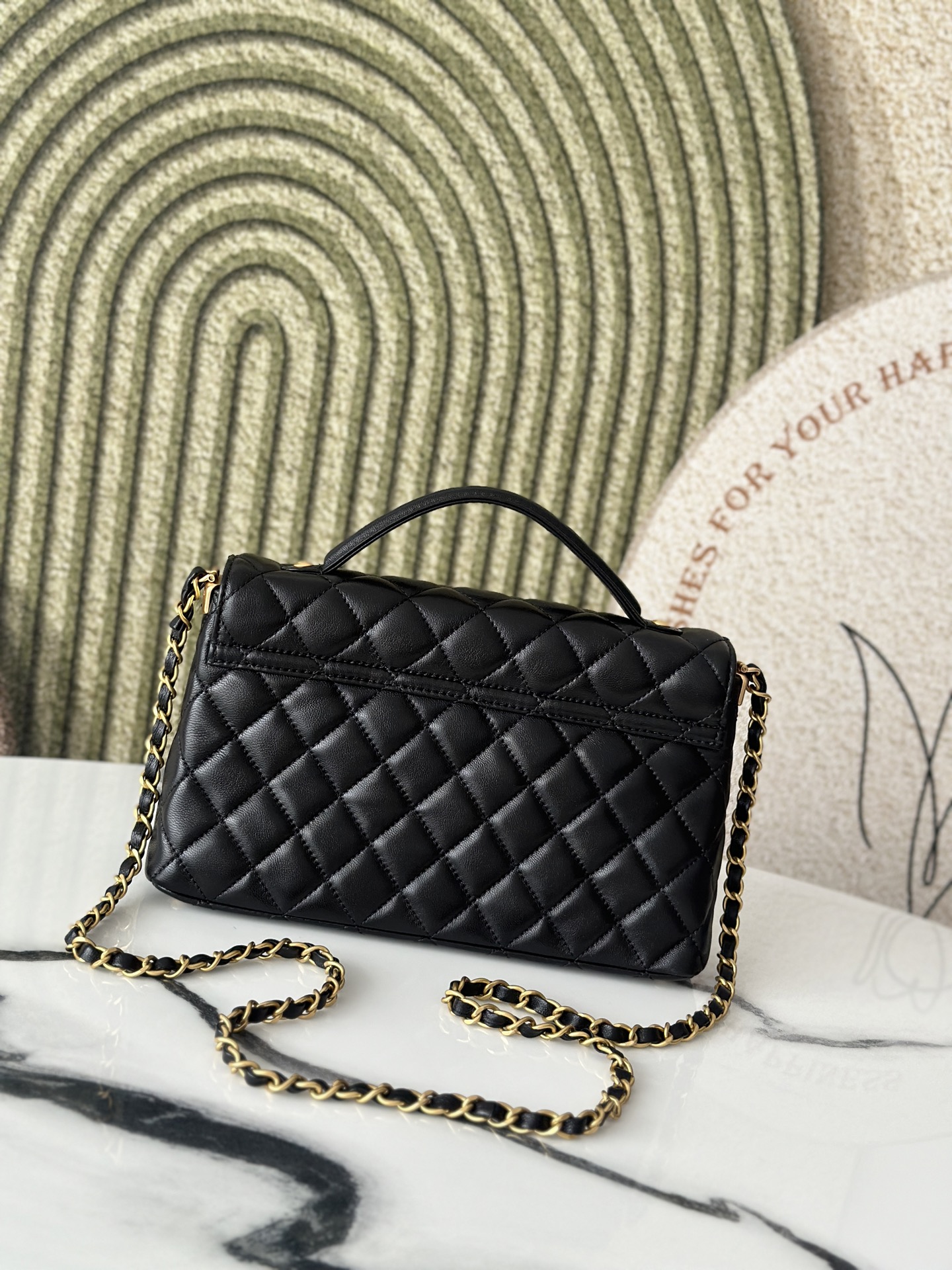 25C/26C Small Classic Flap with Top Handle - Mocuir