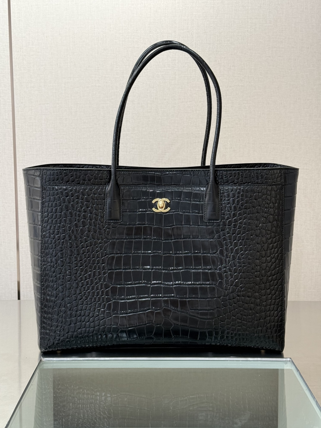 26S Black Crocodile Embossed Calfskin Cerf Executive Shopper Tote Bag (Large Size) with Gold Hardware - Mocuir