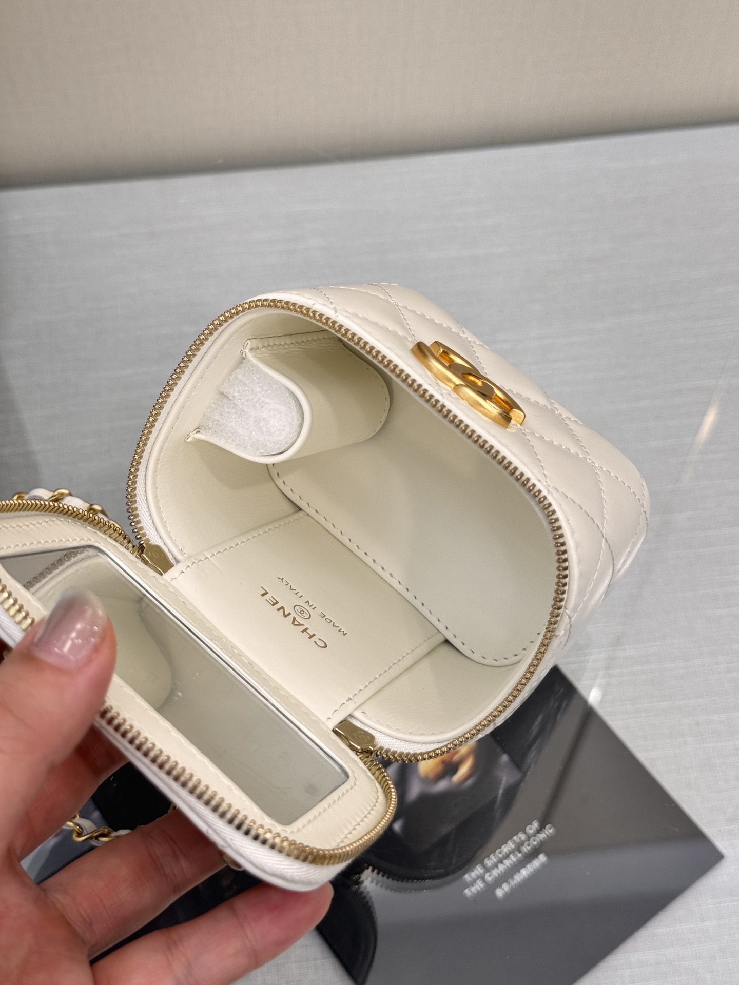 Long Vanity Case（White） - Mocuir